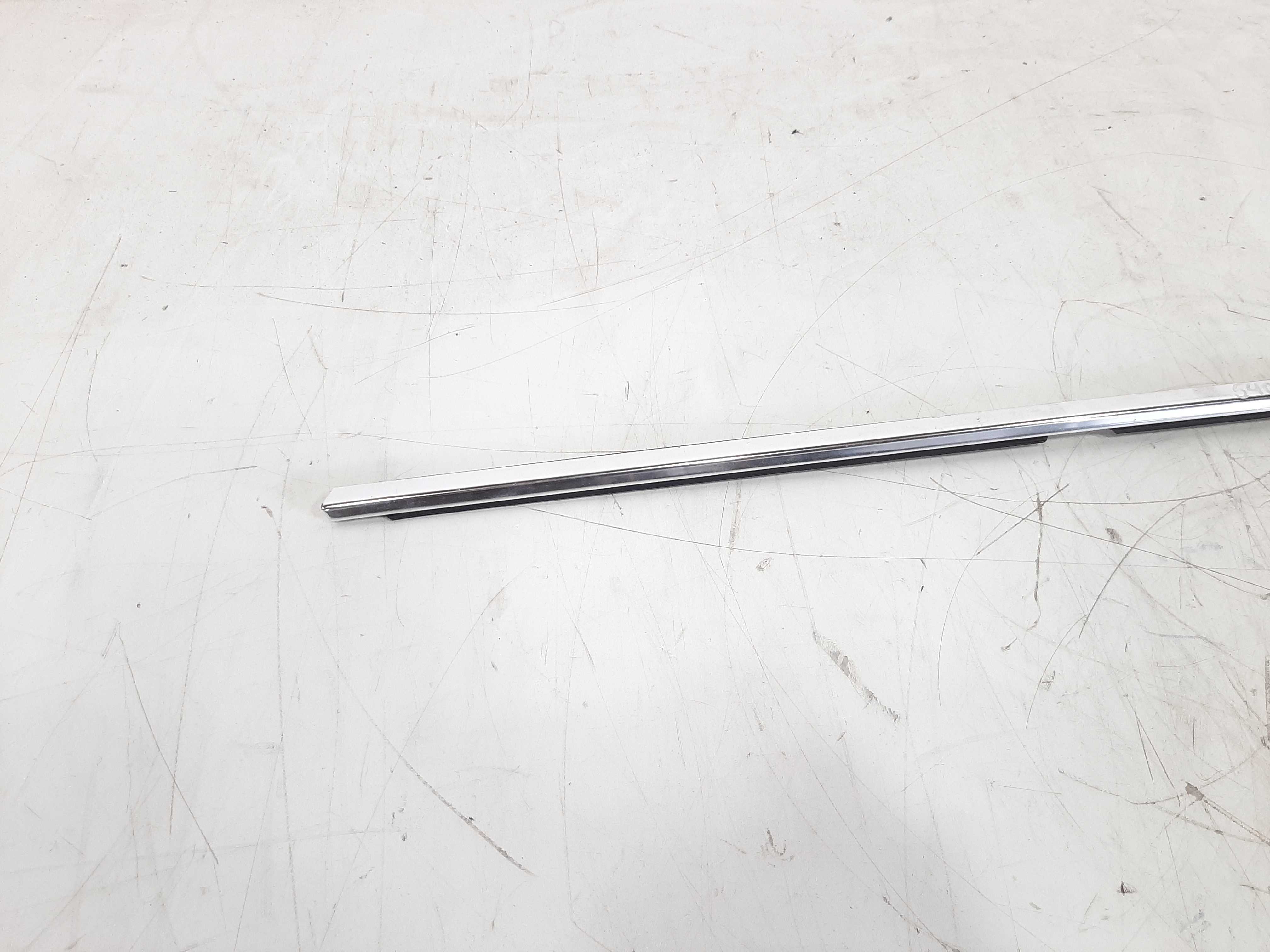 Guia Vidro Bmw 540i Serie 5 E39 Traseiro Esquerdo 96 A 04 7