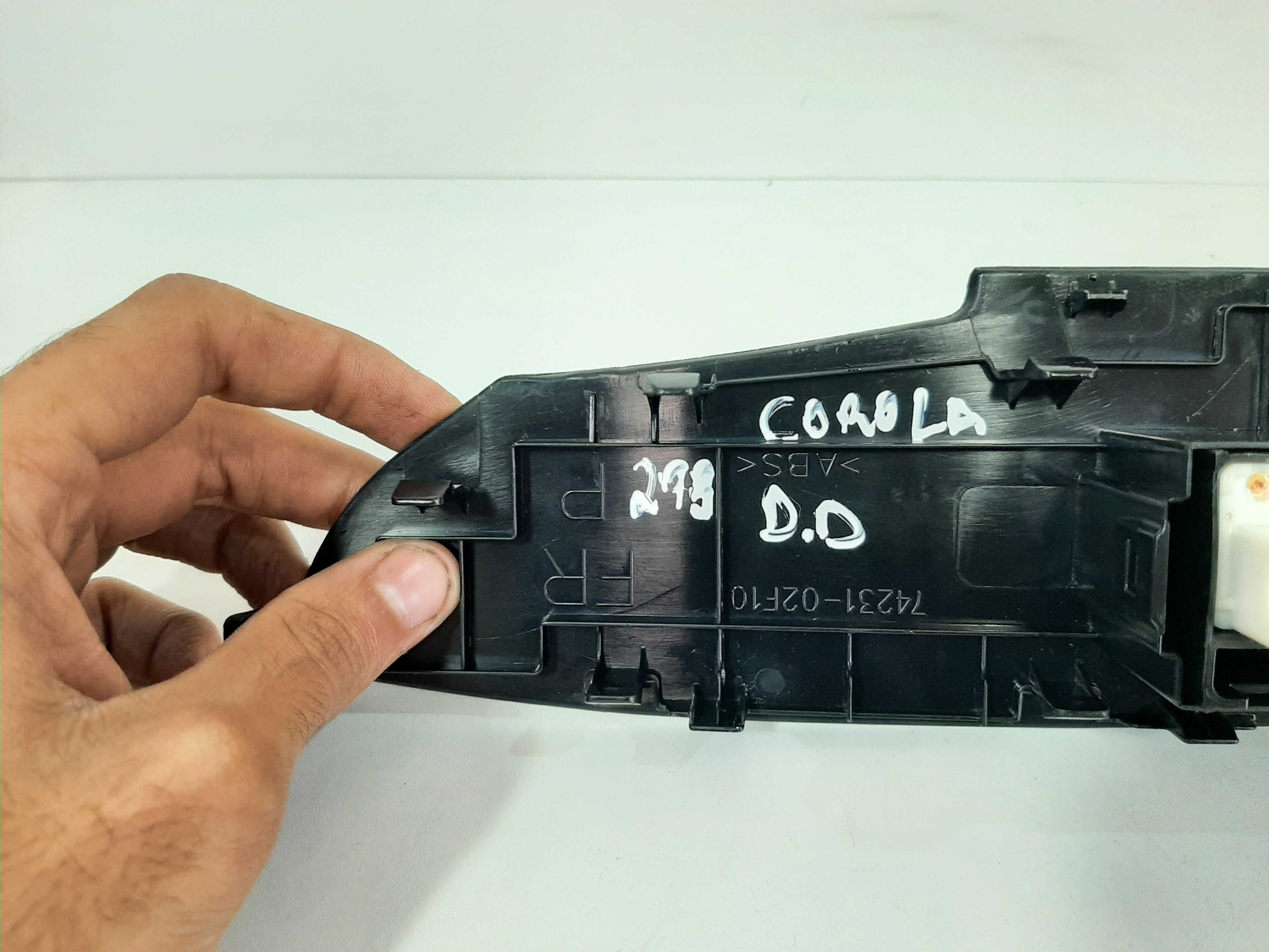 Botão Comando Vidro Elétrico D D Corolla Xei 2014 A 2017 2