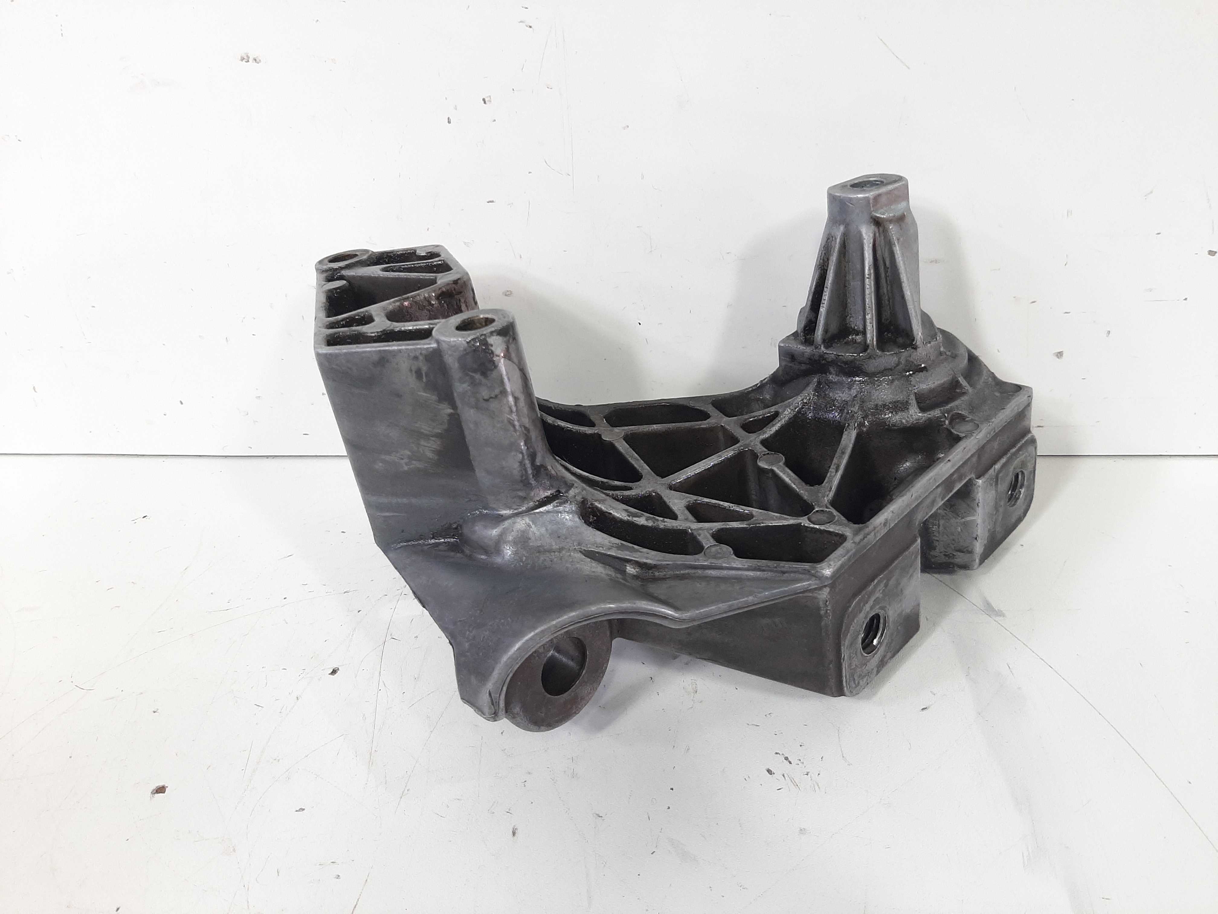 Coxim Direito Audi A3 1997 1998 1999 2000 2001 2002 2003 6