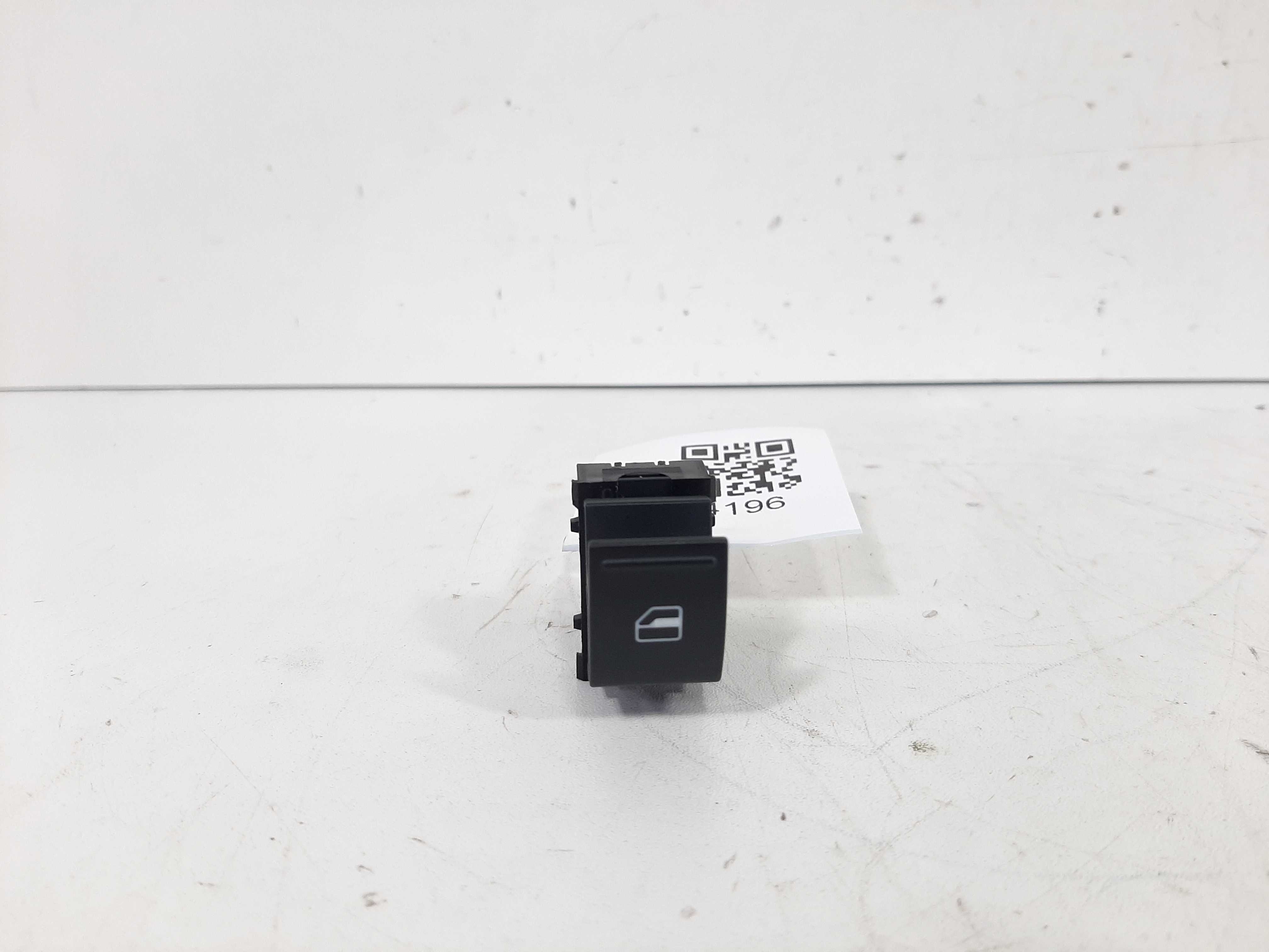 Botão Comando Vidro Traseiro Direito Vw Jetta 2016 2017 2018 1