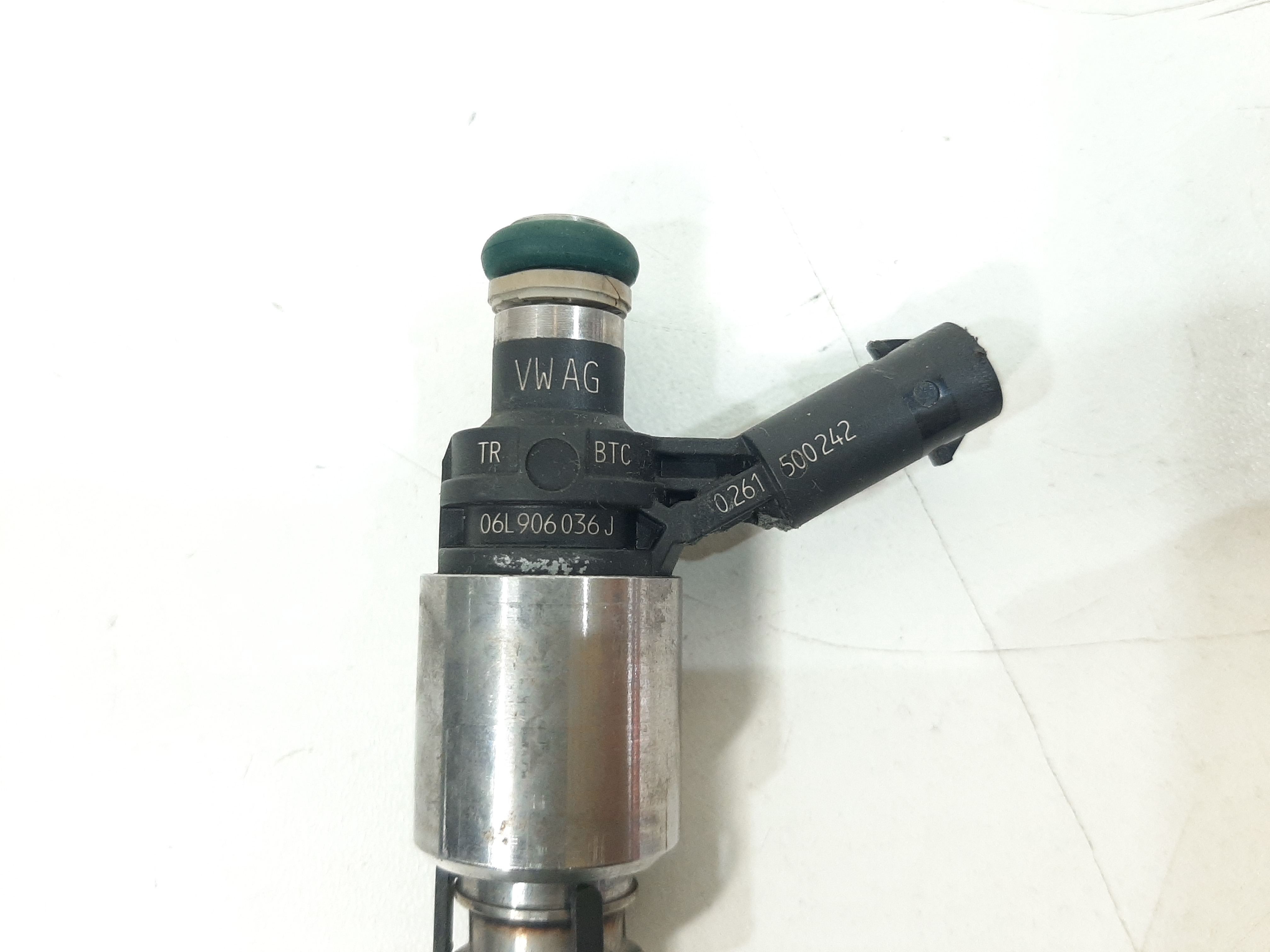 Bico Injetor Alta Pressão Audi A3 A4 A5 1.8 Tfsi 0261500242 4