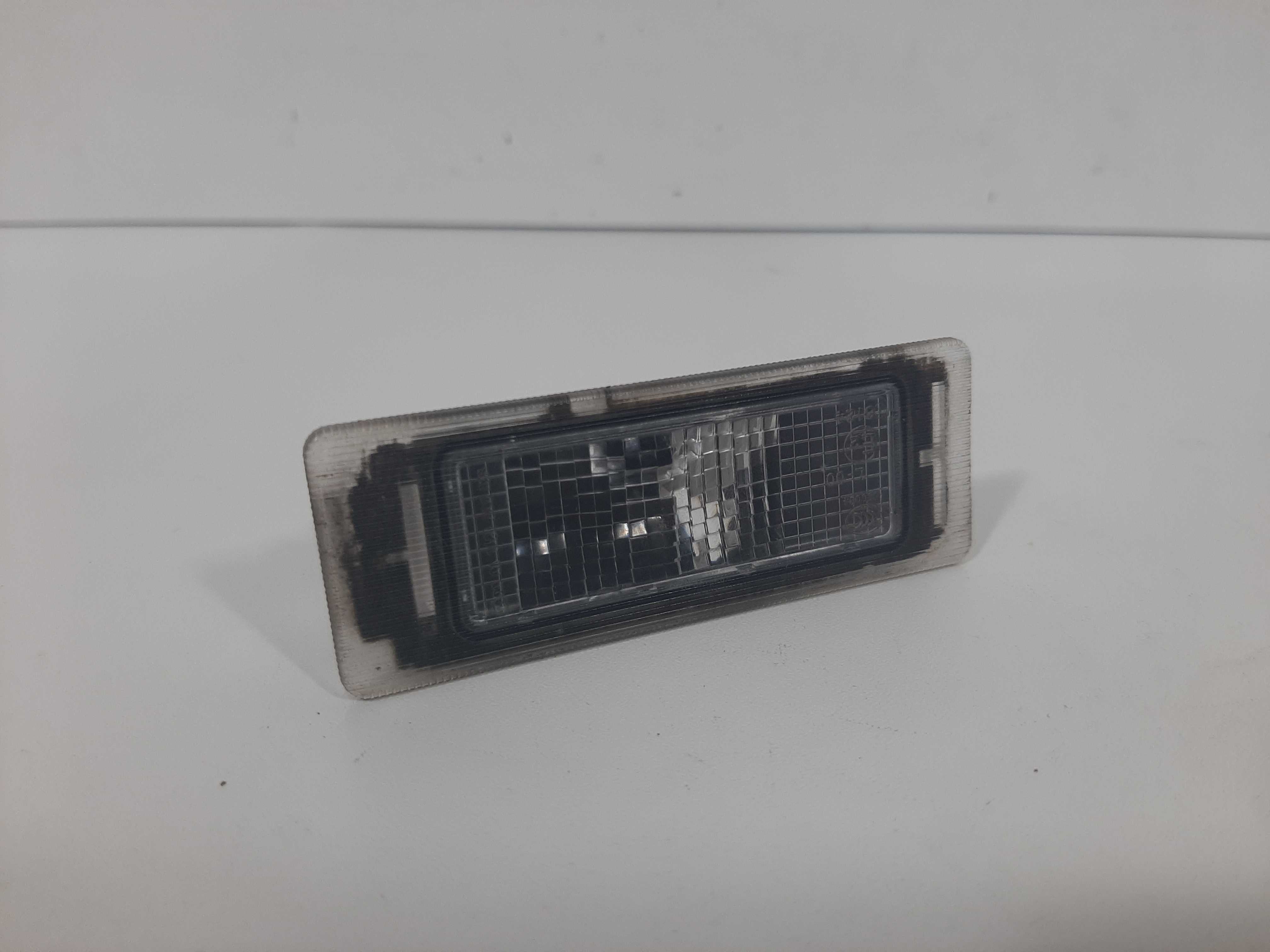 Lanterna Placa Traseira Gm Tracker Ltz 2014 2015 2016 A 2019 2