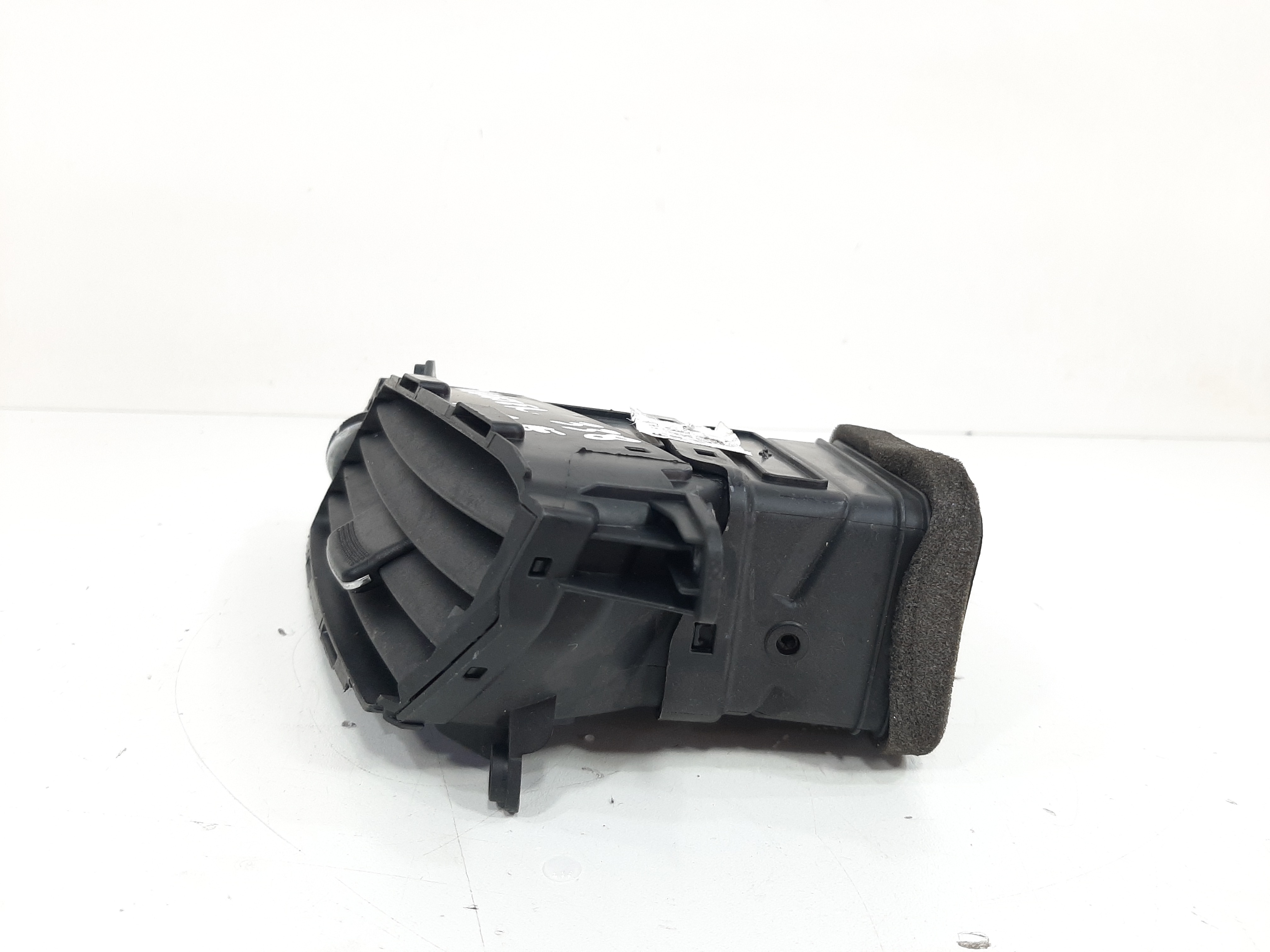 Difusor Ar Dianteiro Esquerdo Central Veloster 2012 2013 4