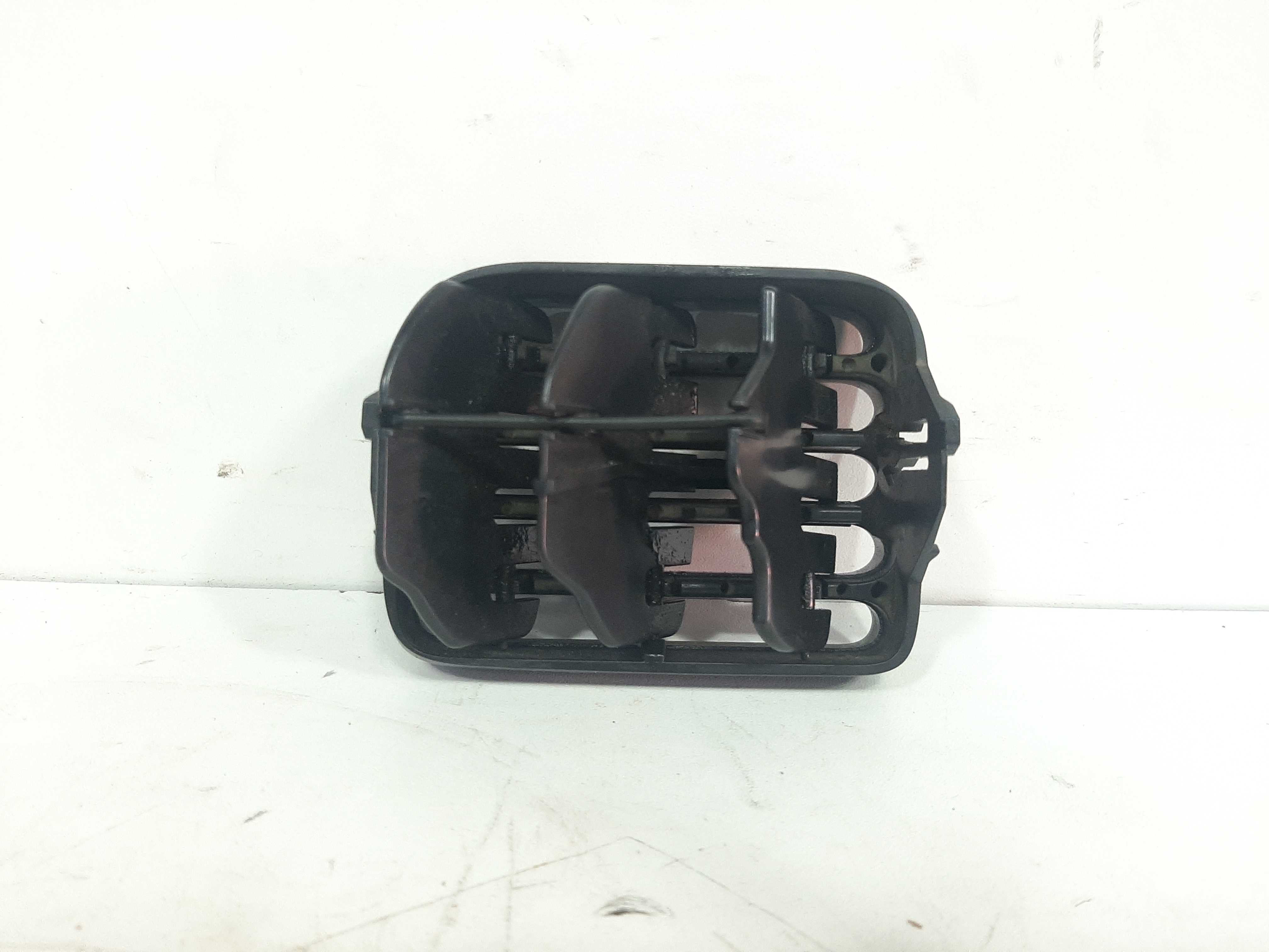 Difusor Ar Central Direito Renault Clio 2000 2001 A 2012 2