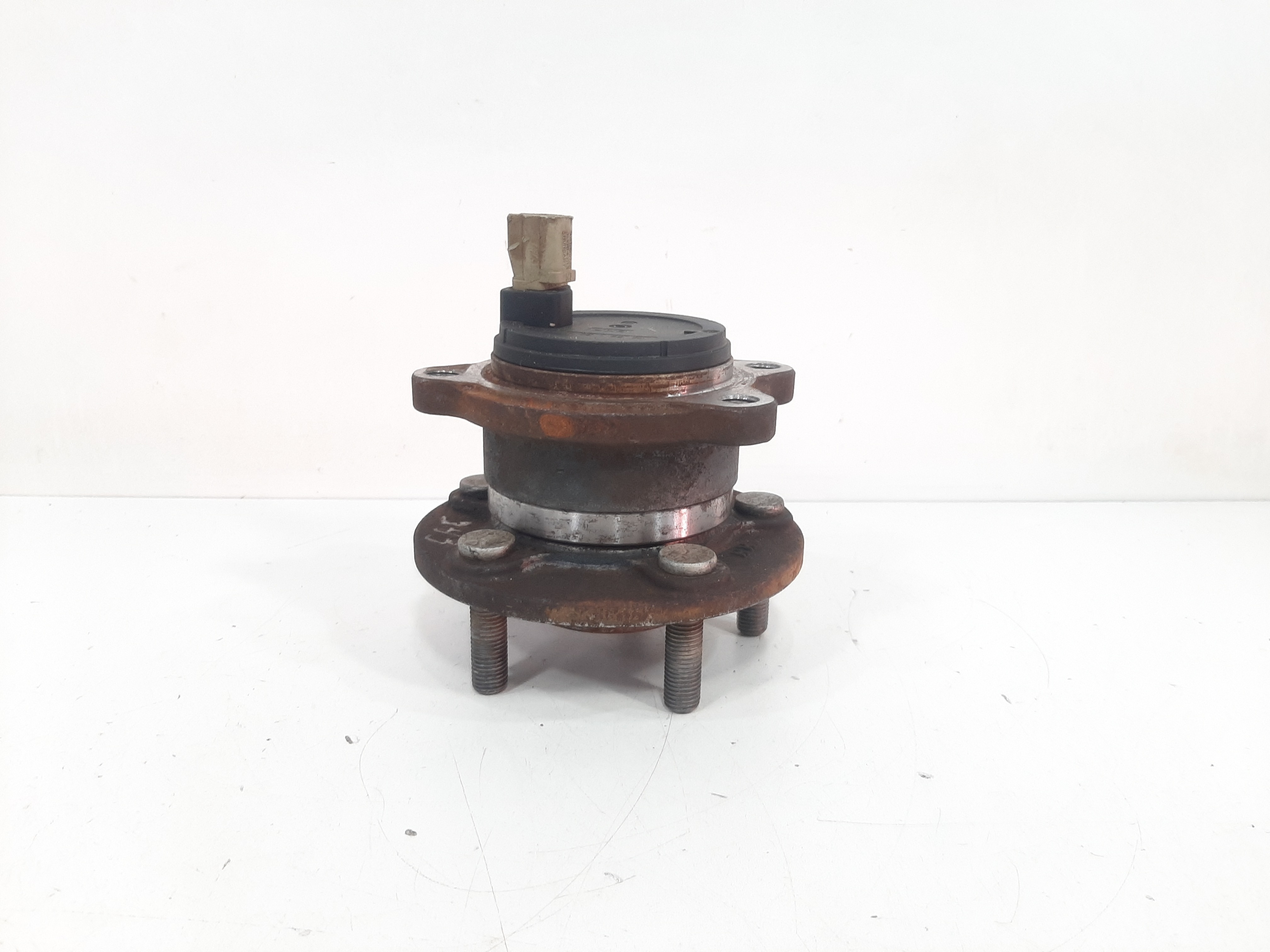 Cubo Roda Traseira Direita Ford Focus 2014 2015 2016 A 2018 4