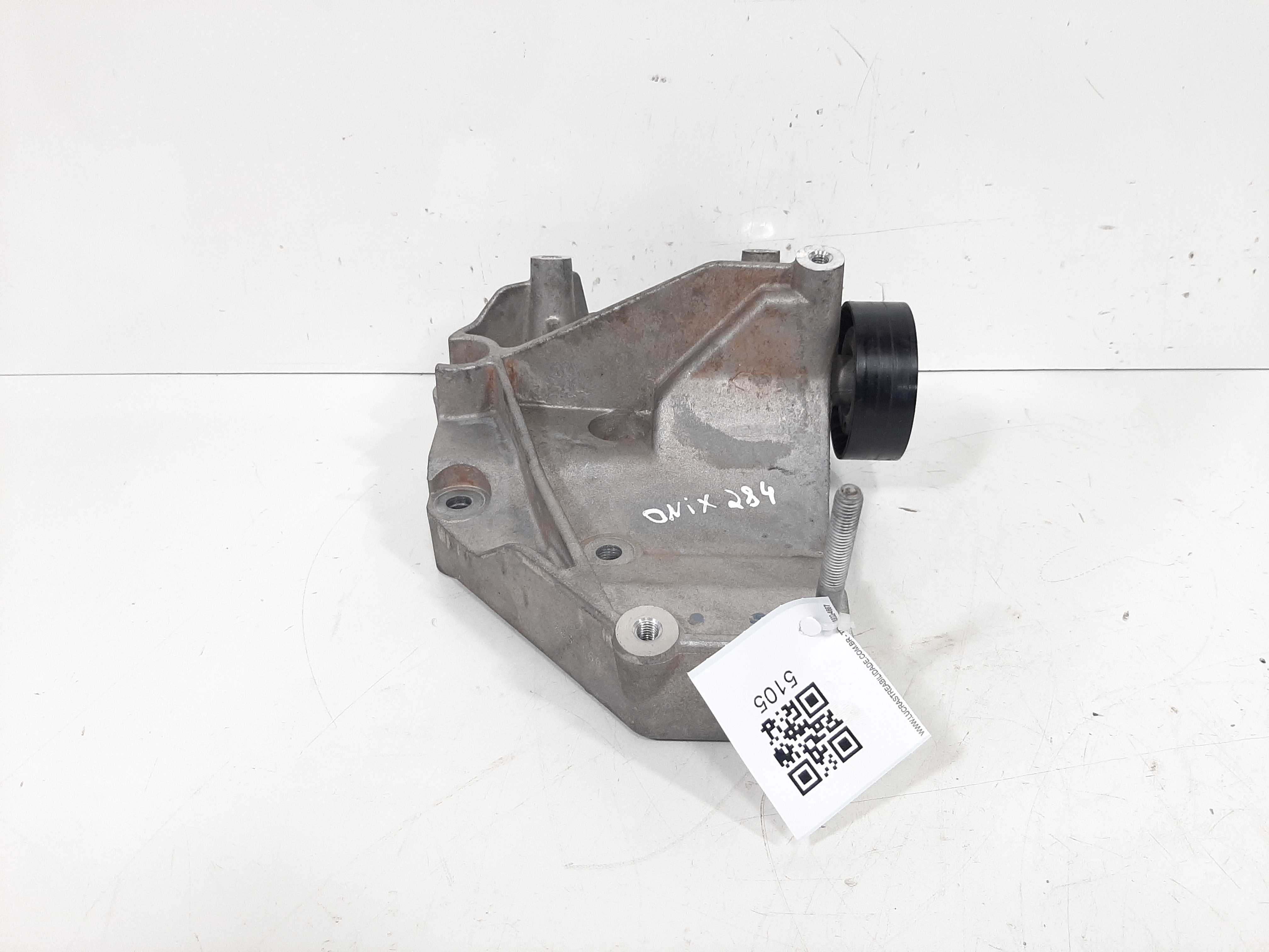 Suporte Compressor Ar Gm Onix 2013 2014 2015 2016 A 2018 2