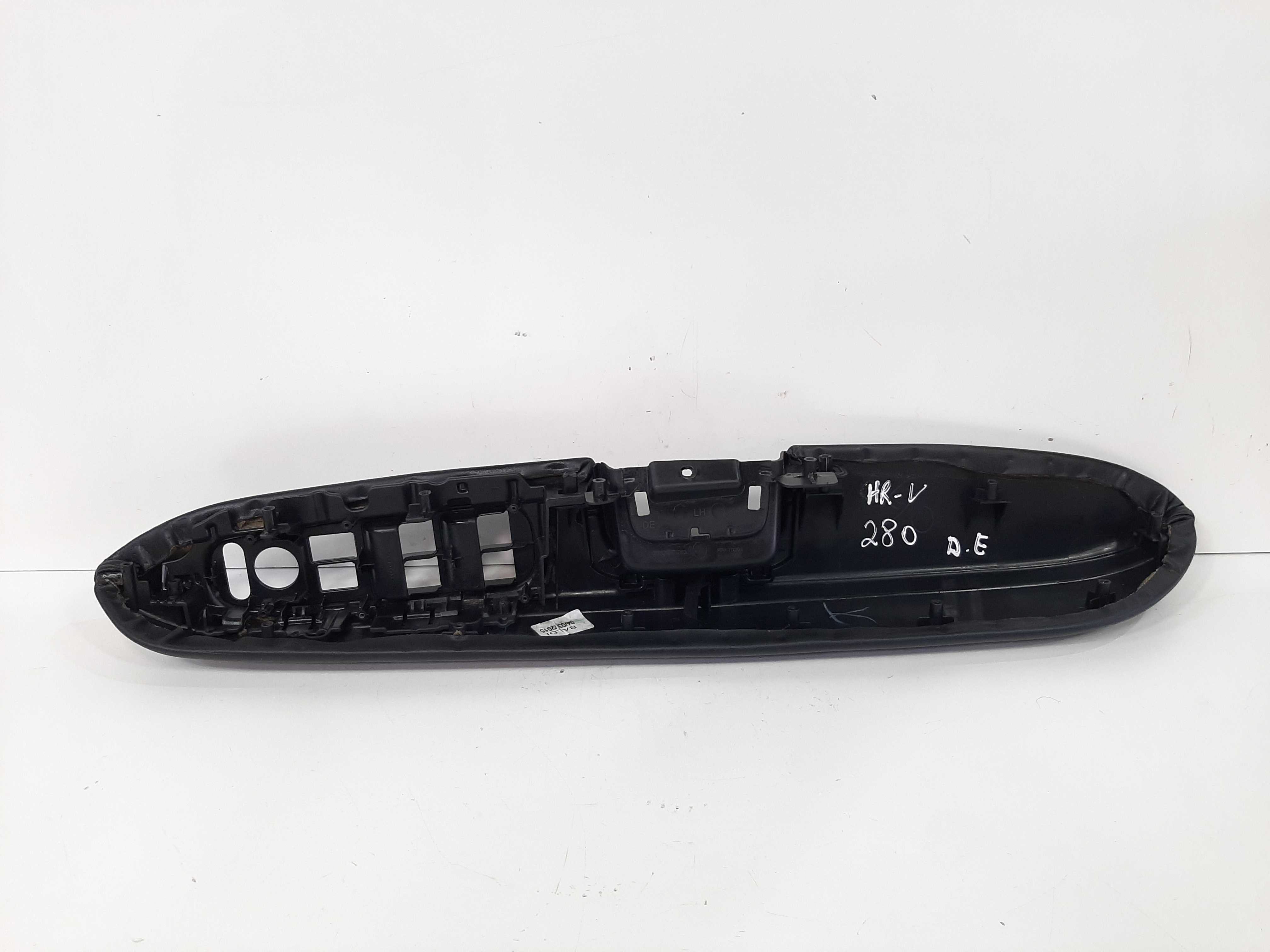 Moldura Comando Vidro Dianteiro Esquerdo Honda Hrv 15 A 2018 4
