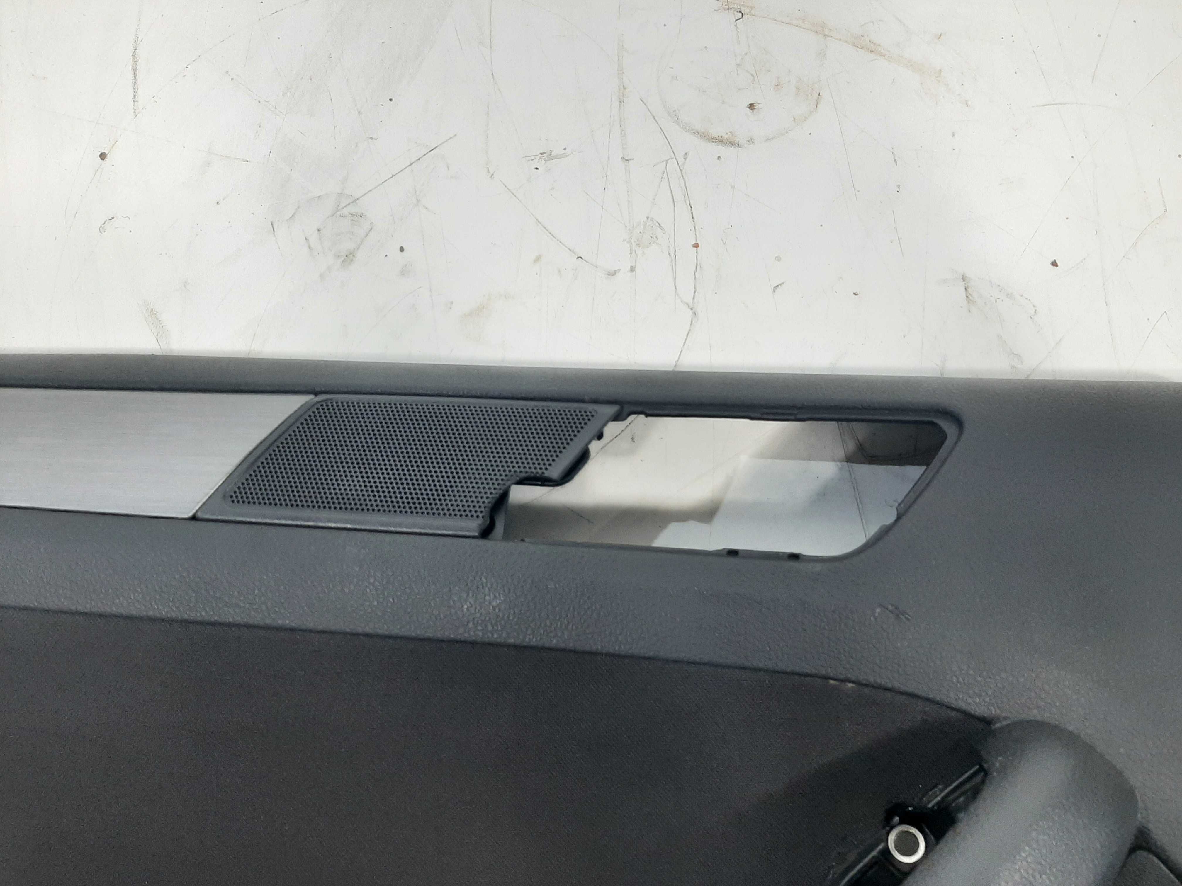 Forro Porta Traseiro Esquerdo Jetta 2014 2015 2016 2017 2018 Preto 3
