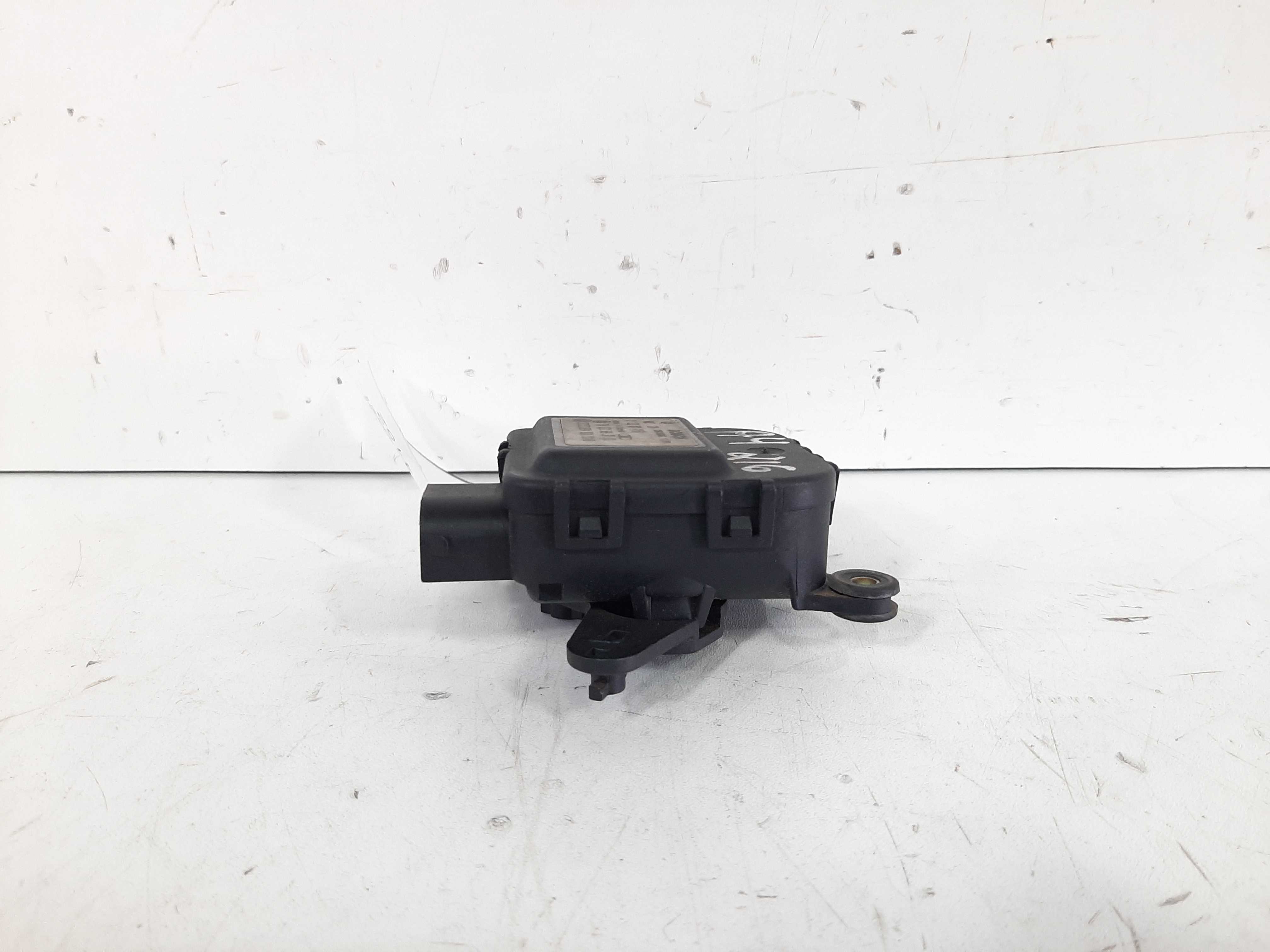 Atuador Caixa Evaporadora Ar Audi A4 1997 1998 1999 A 2003 1