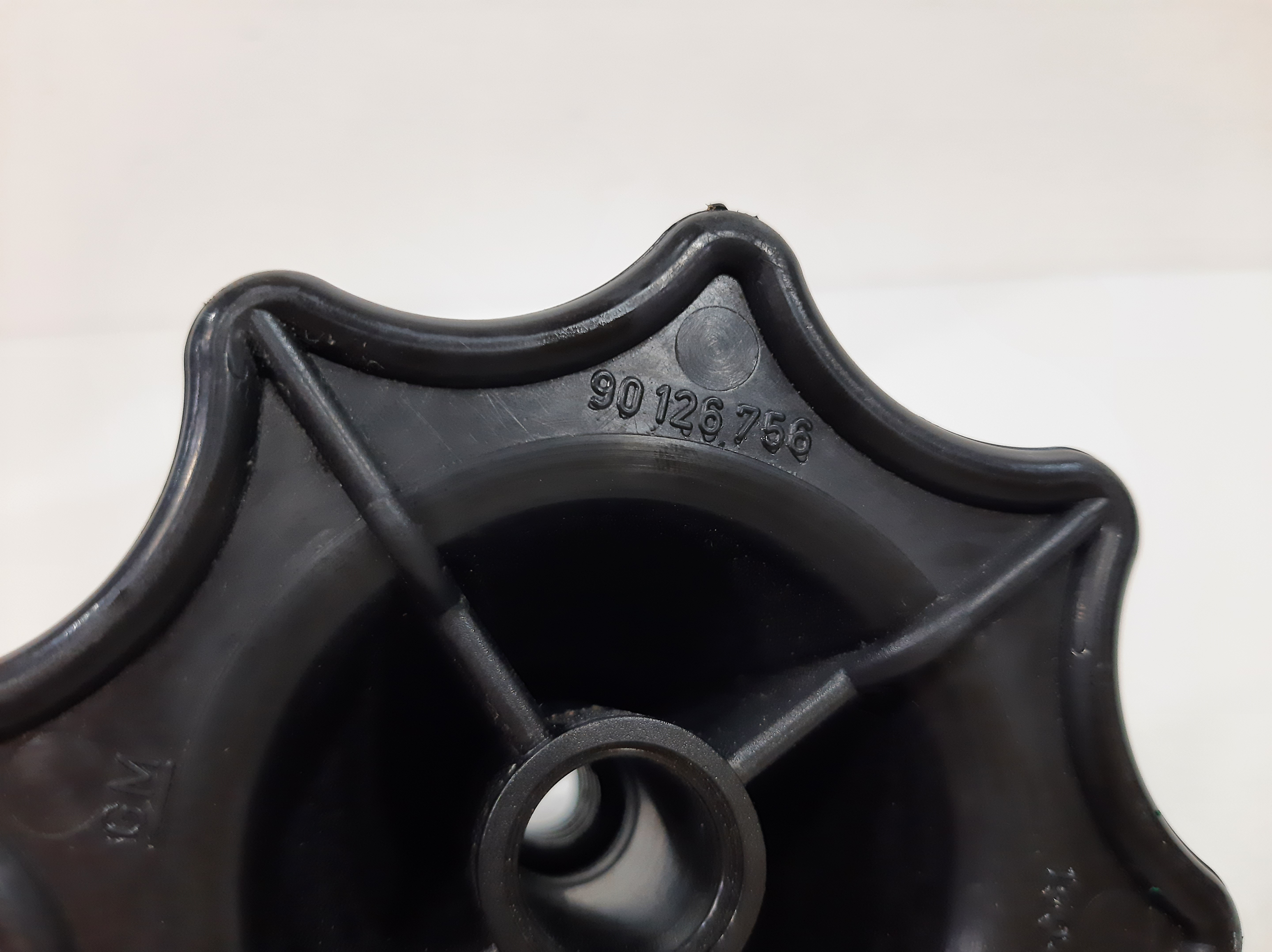 Porca Parafuso Roda Estepe Gm Cruze 2011 A 2016 90126756 8