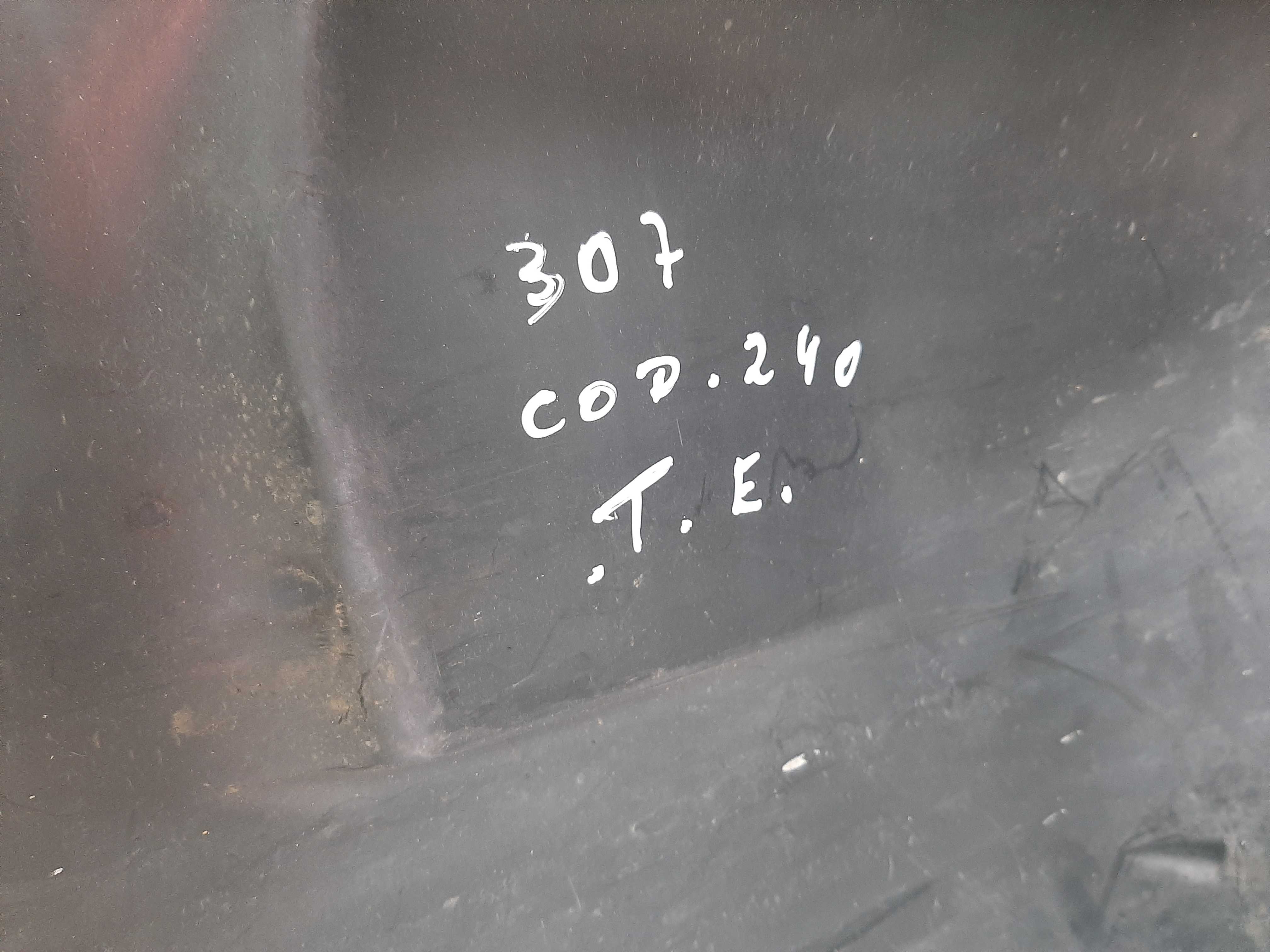 Parabarro Traseiro Esquerdo Peugeot 307 2009 2010 2011 2012 4