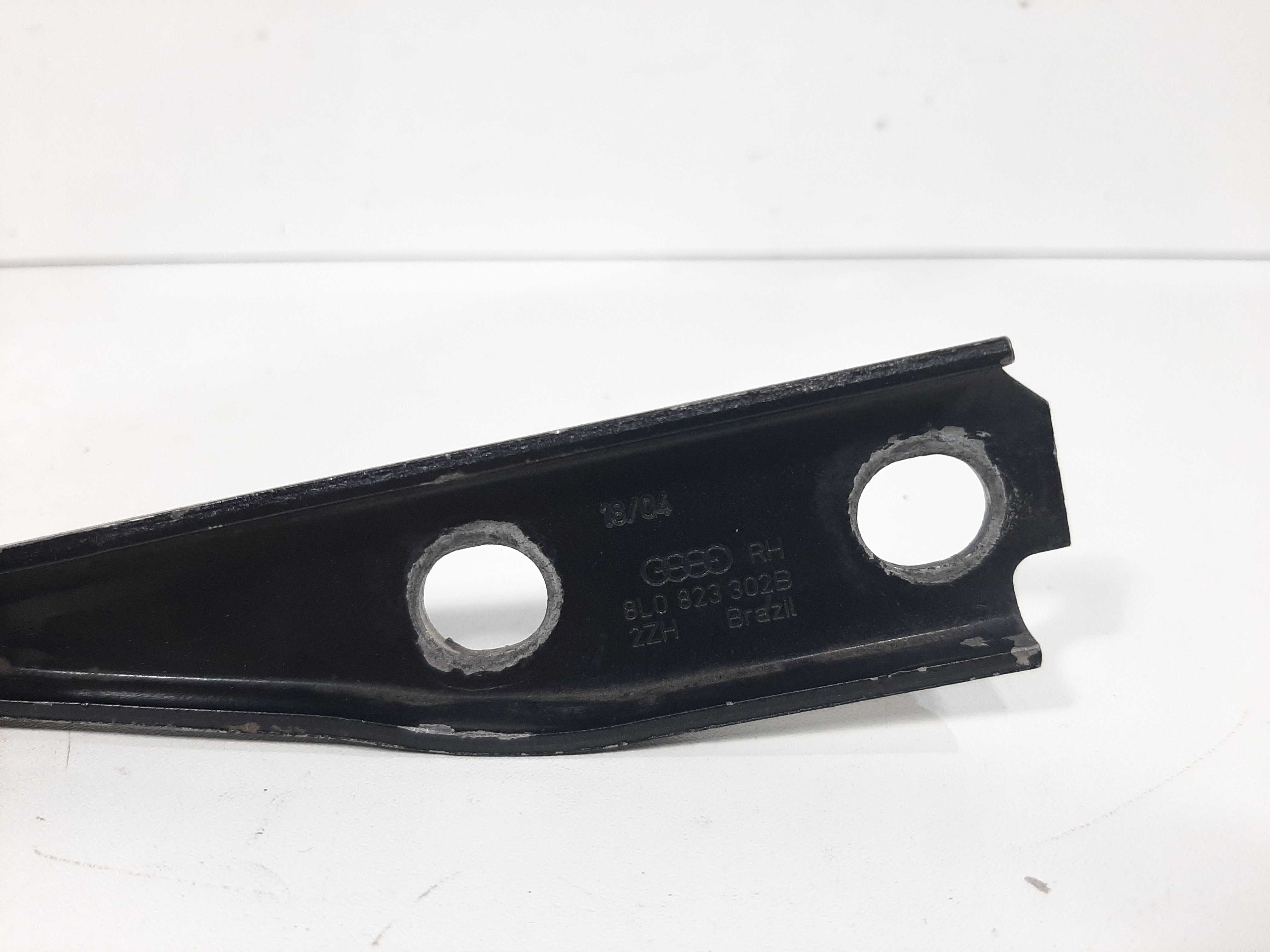 Braço Capô Lado Direito Audi A3 1997 1998 1999 2000 A 2003 6