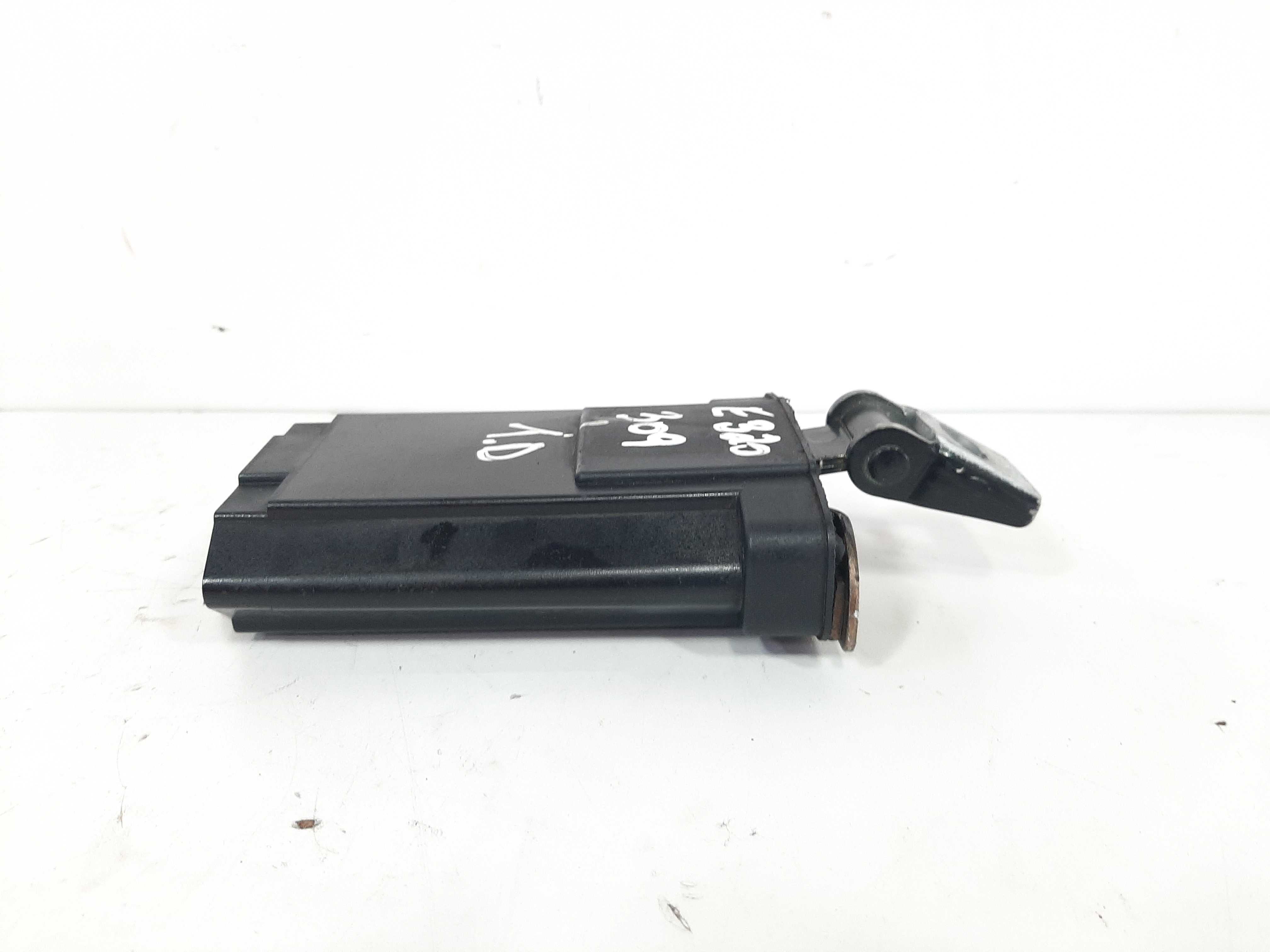 Limitador Porta Dianteiro Dir Mercedes E320 W210 1998 A 2002 2
