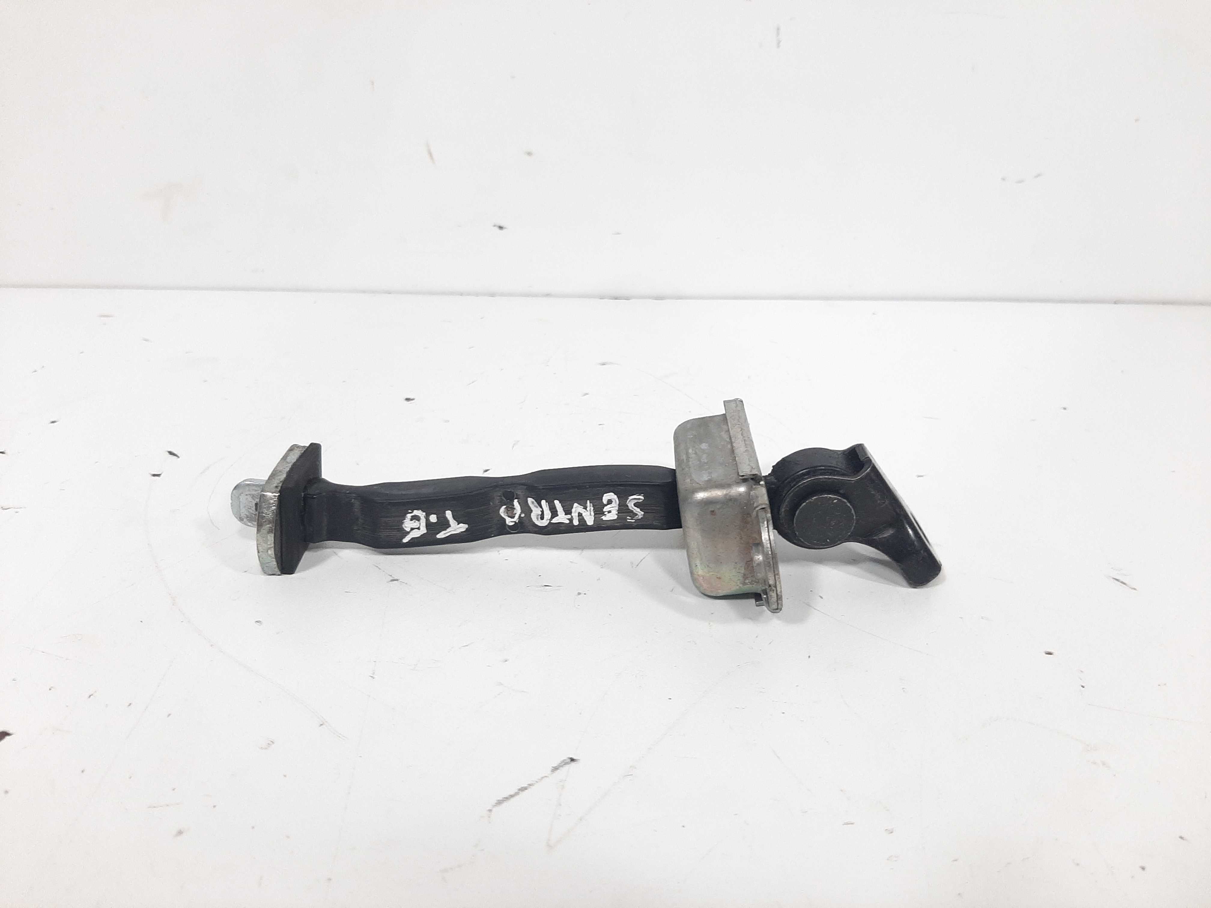 Limitador Porta Traseiro Esquerdo Nissan Sentra 2008 A 2013 2