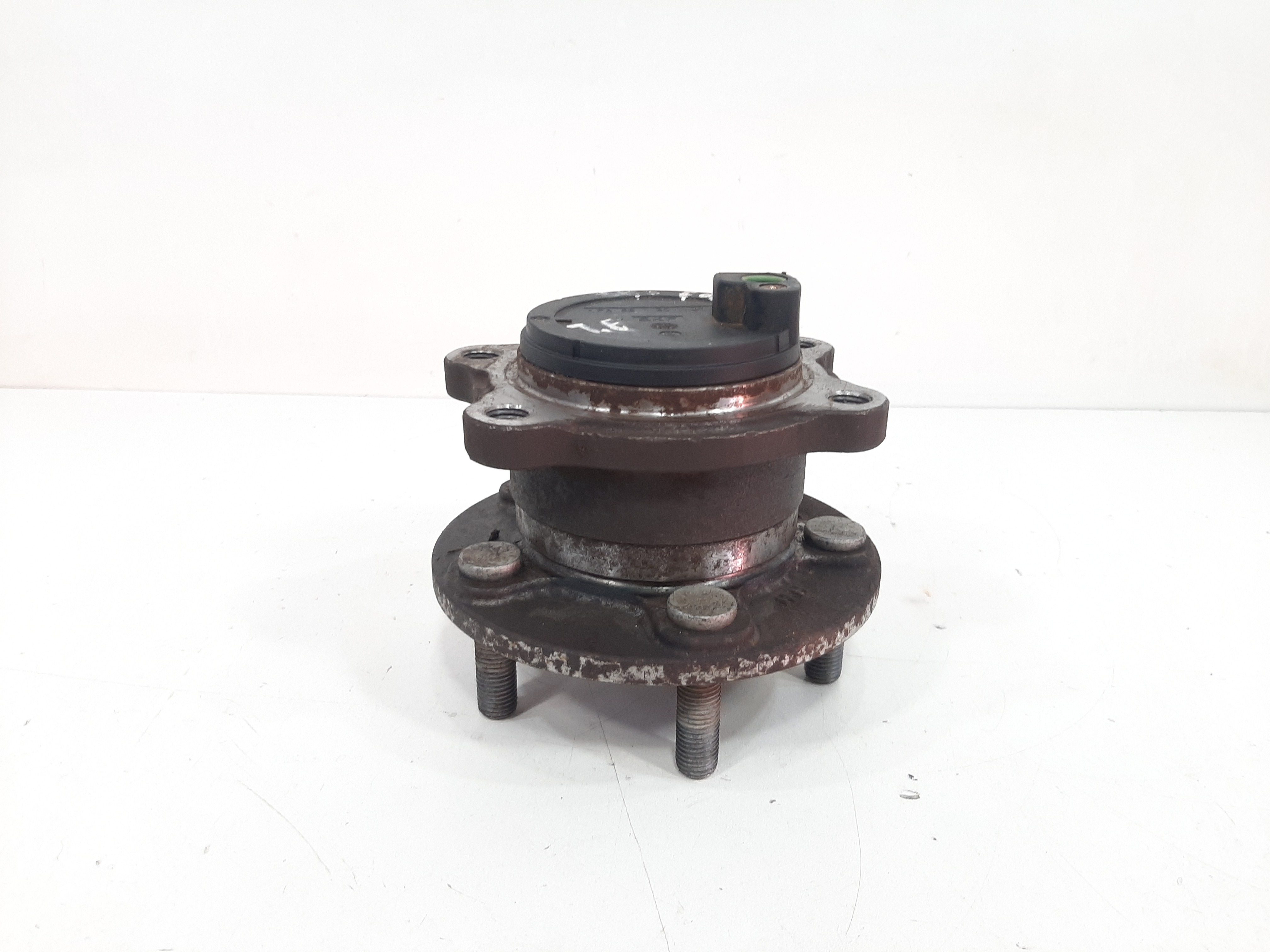 Cubo Roda Traseira Esquerda Ford Focus 2014 2015 A 2018 4