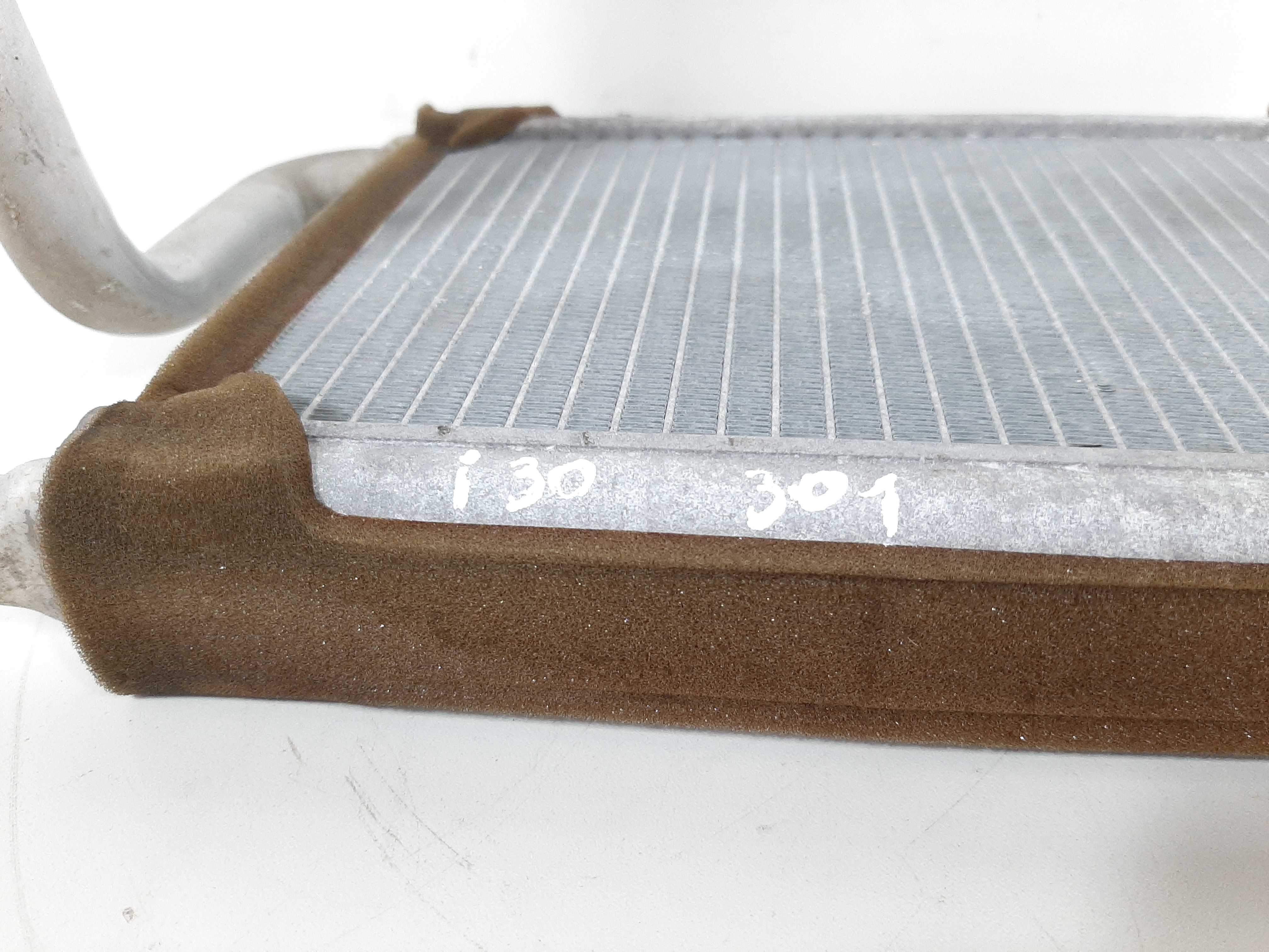 Radiador Condensador Ar Quente Hyundai I30 2008 2009 A 2012 6