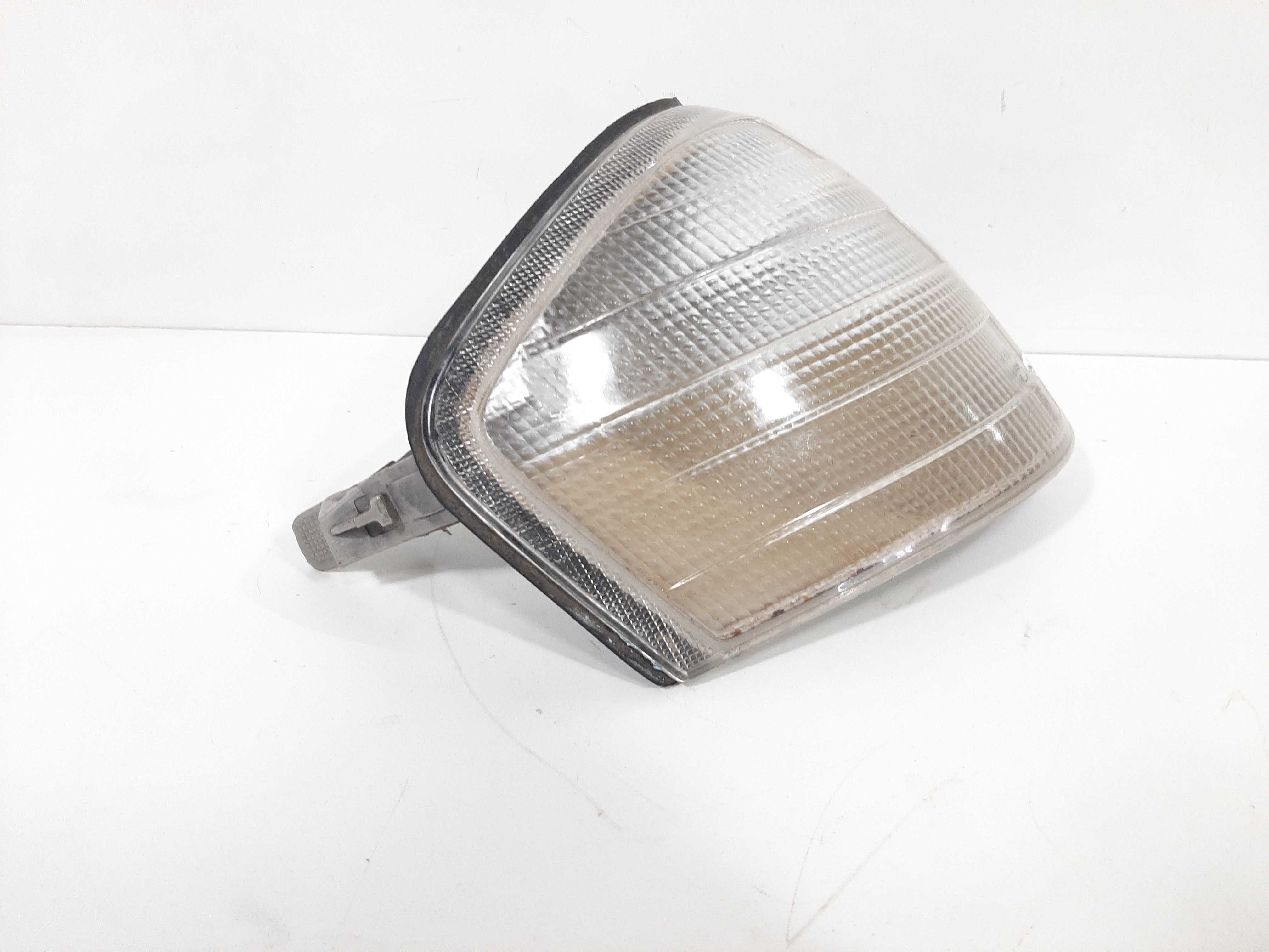 Pisca Lanterna Dianteiro Direito C280 W203 93 A 99 C/avaria 7