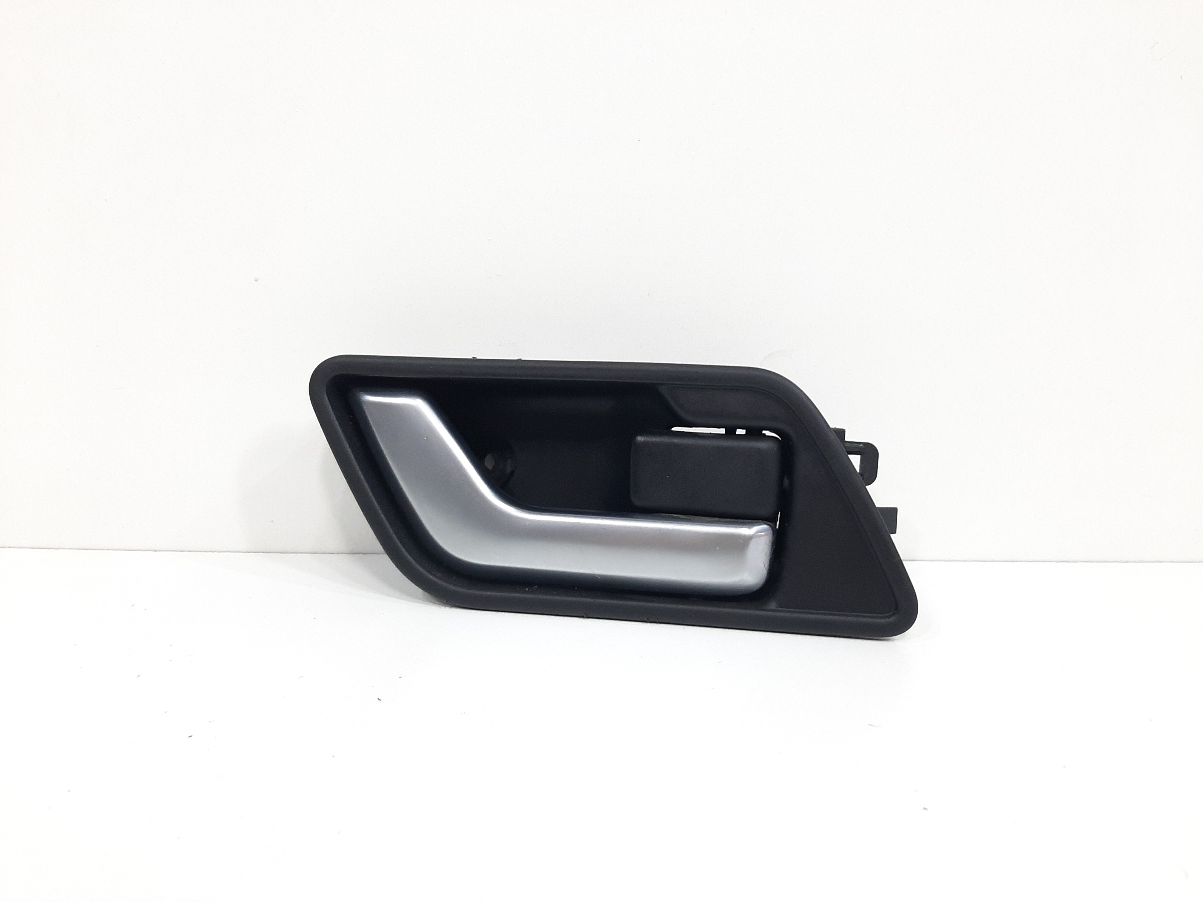 Maçaneta Interna Dianteira Direita Freelander 2 2007 A 2012 8