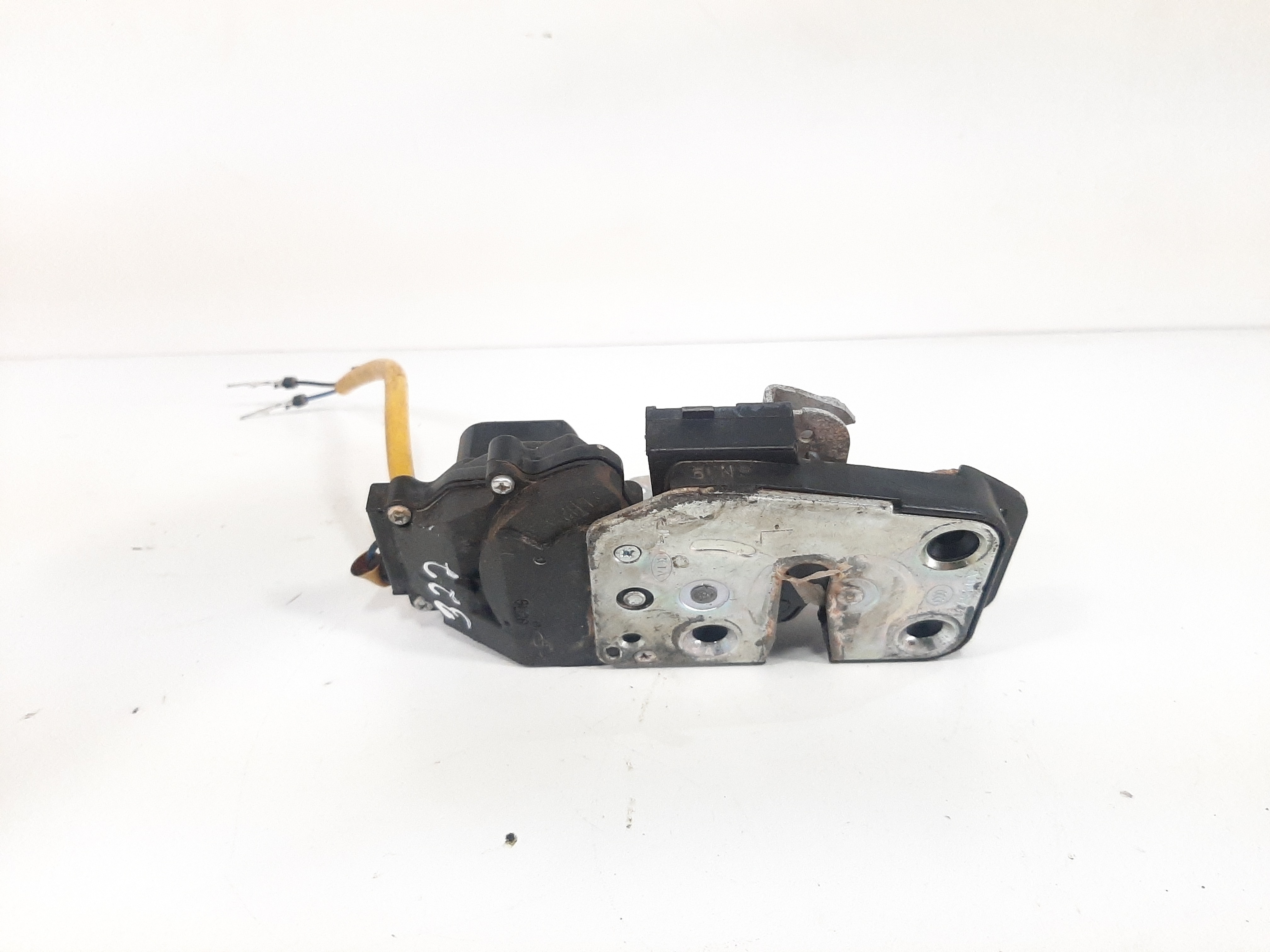 Fechadura Porta Traseira Esquerda Kia Sorento 2004 A 2009 9