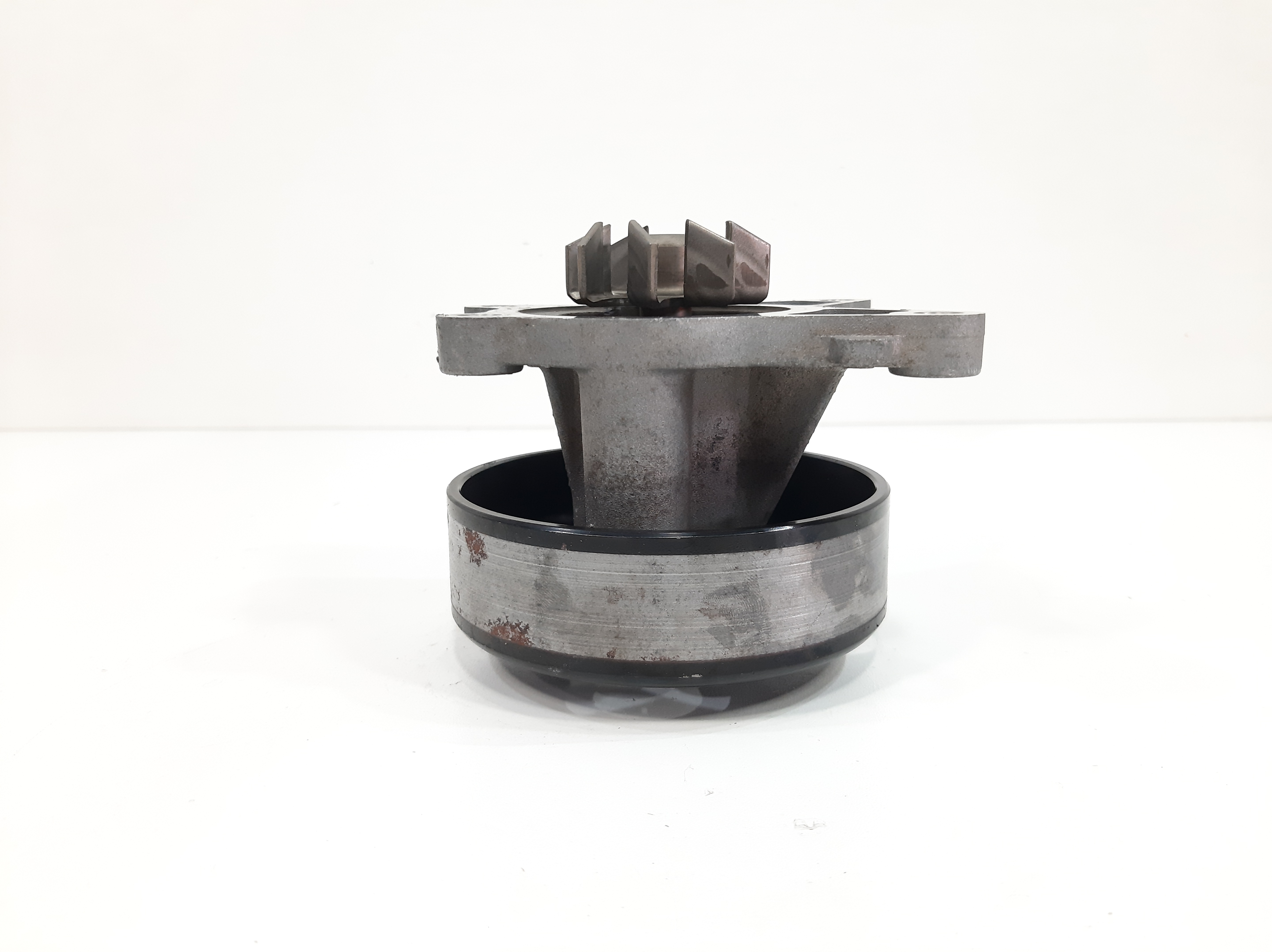 Bomba Água Renault Fluence 2.0 16v 2010 2011 2012 A 2018 4