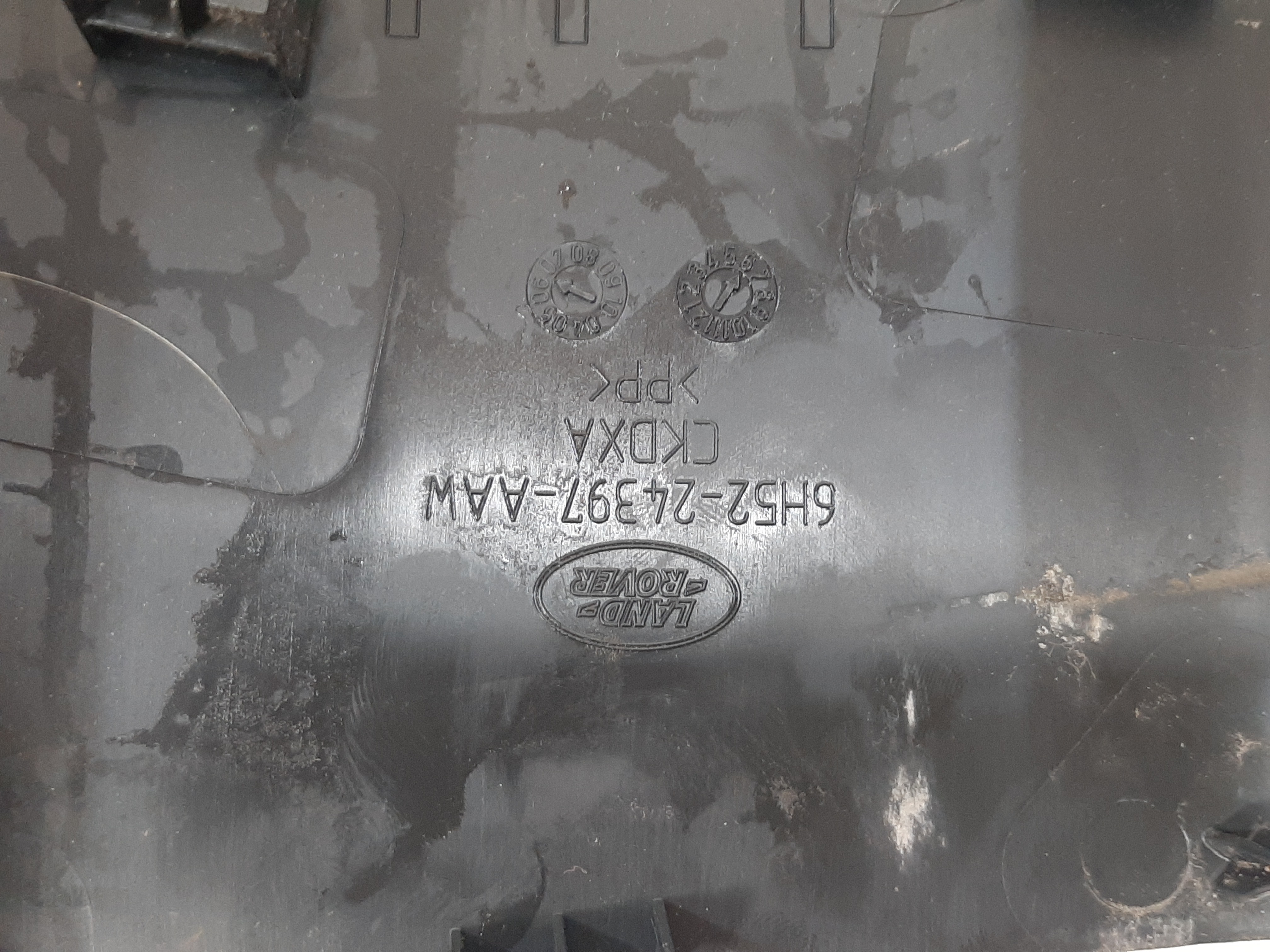 Moldura Coluna Dianteira Esquerda Freelander 2 2007 A 2012 8
