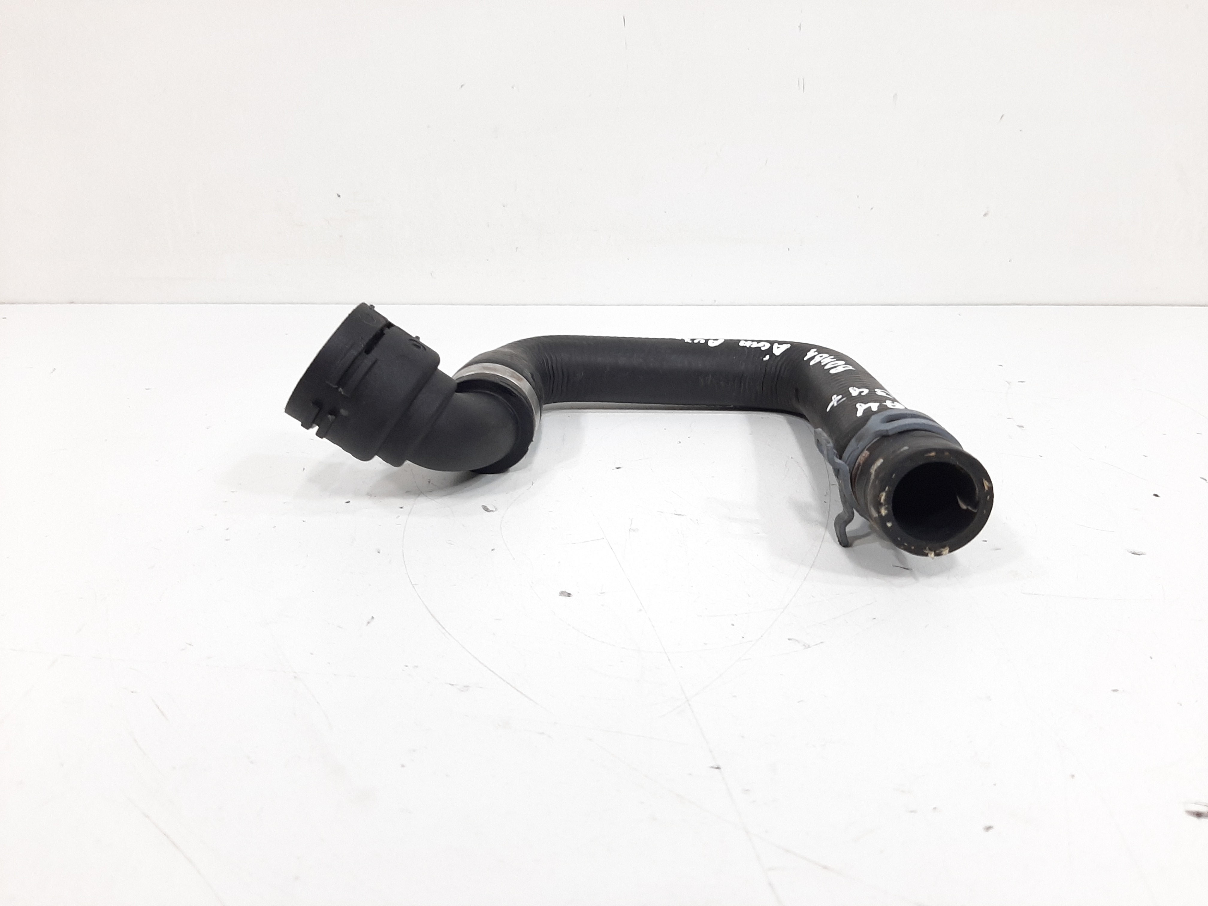 Mangueira Bomba Água Auxiliar Audi A4 A5 1.8 2.0 Tfsi 3