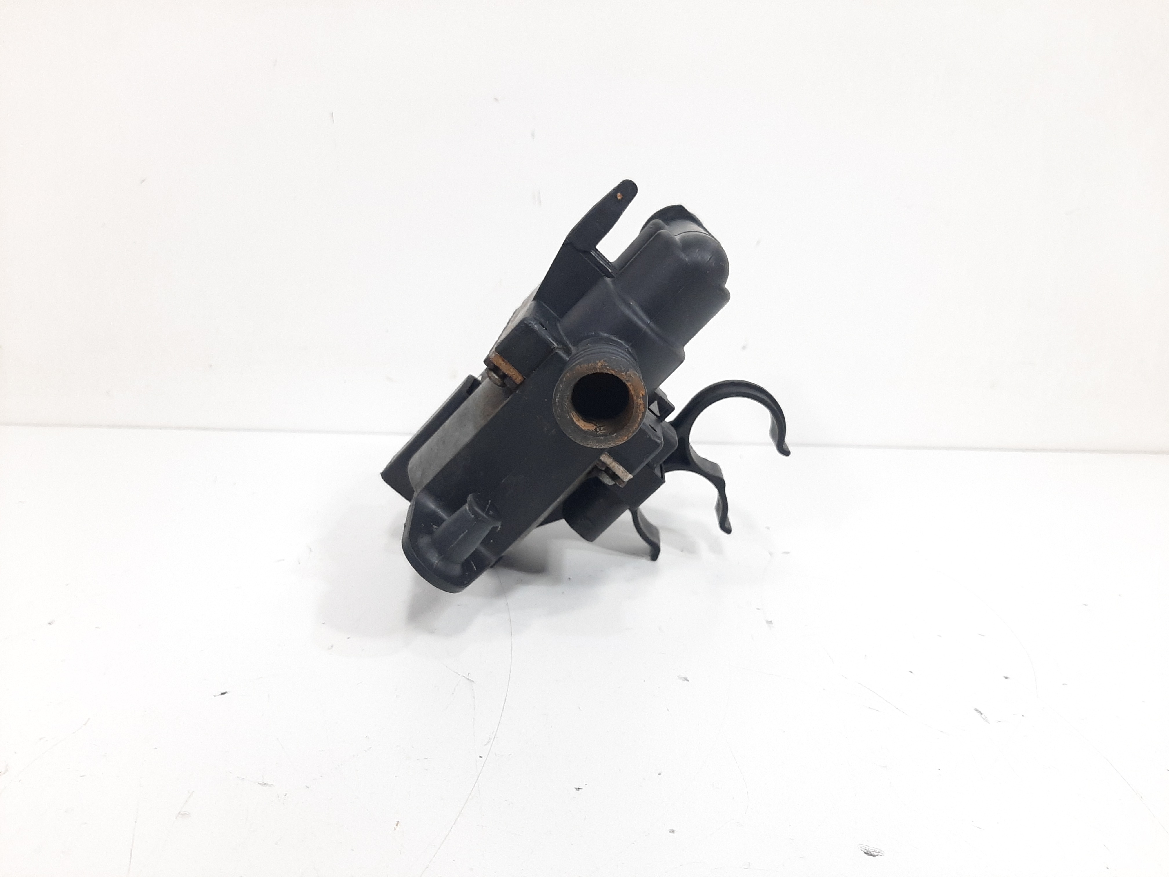 Válvula Solenoide Água Ar Bmw X5 E53 4.4 V8 1999 2000 A 2006 3