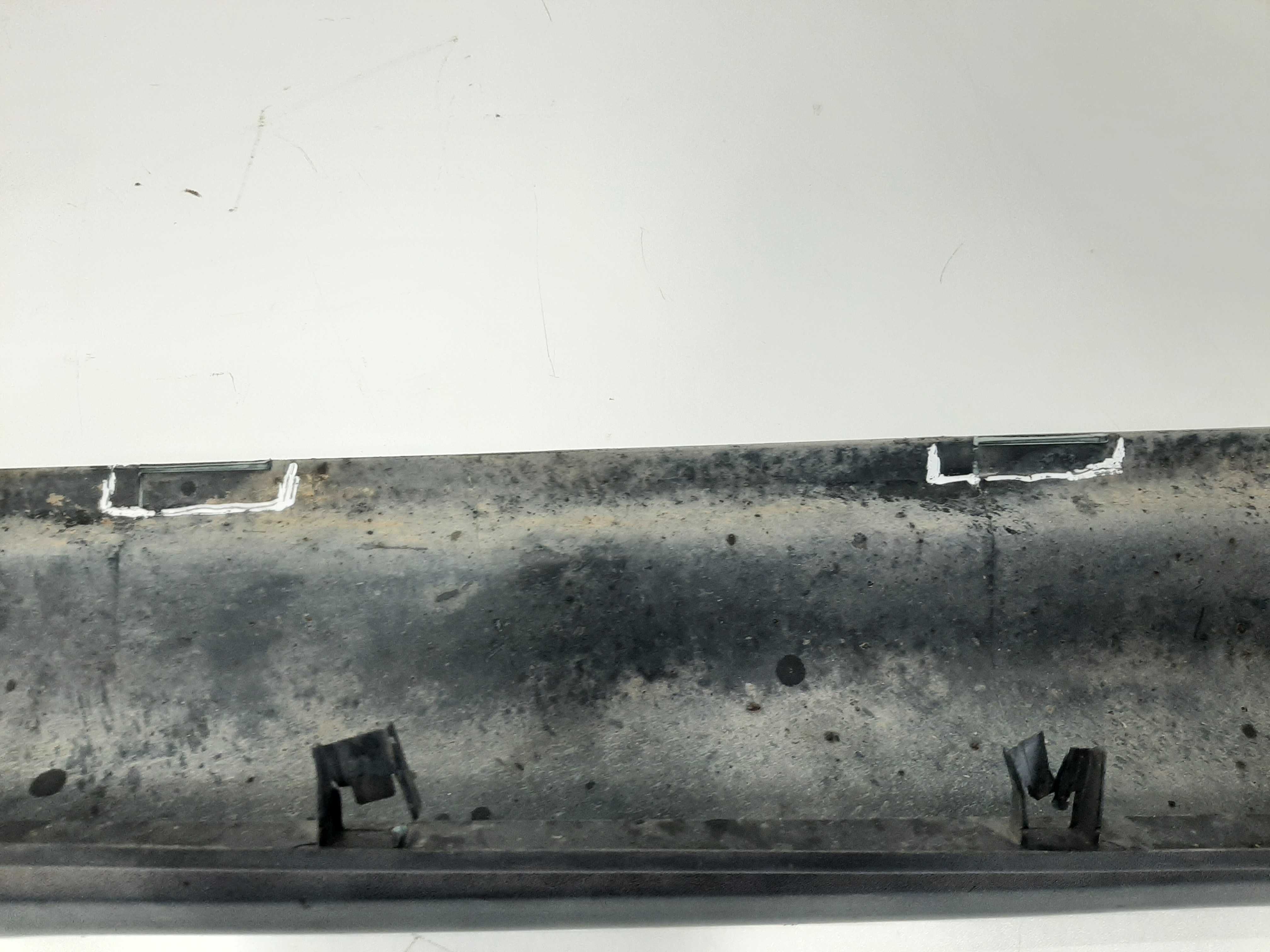 Spoiler Lateral Direito Grand Cherokee 2012 A 2015 C/avaria 1