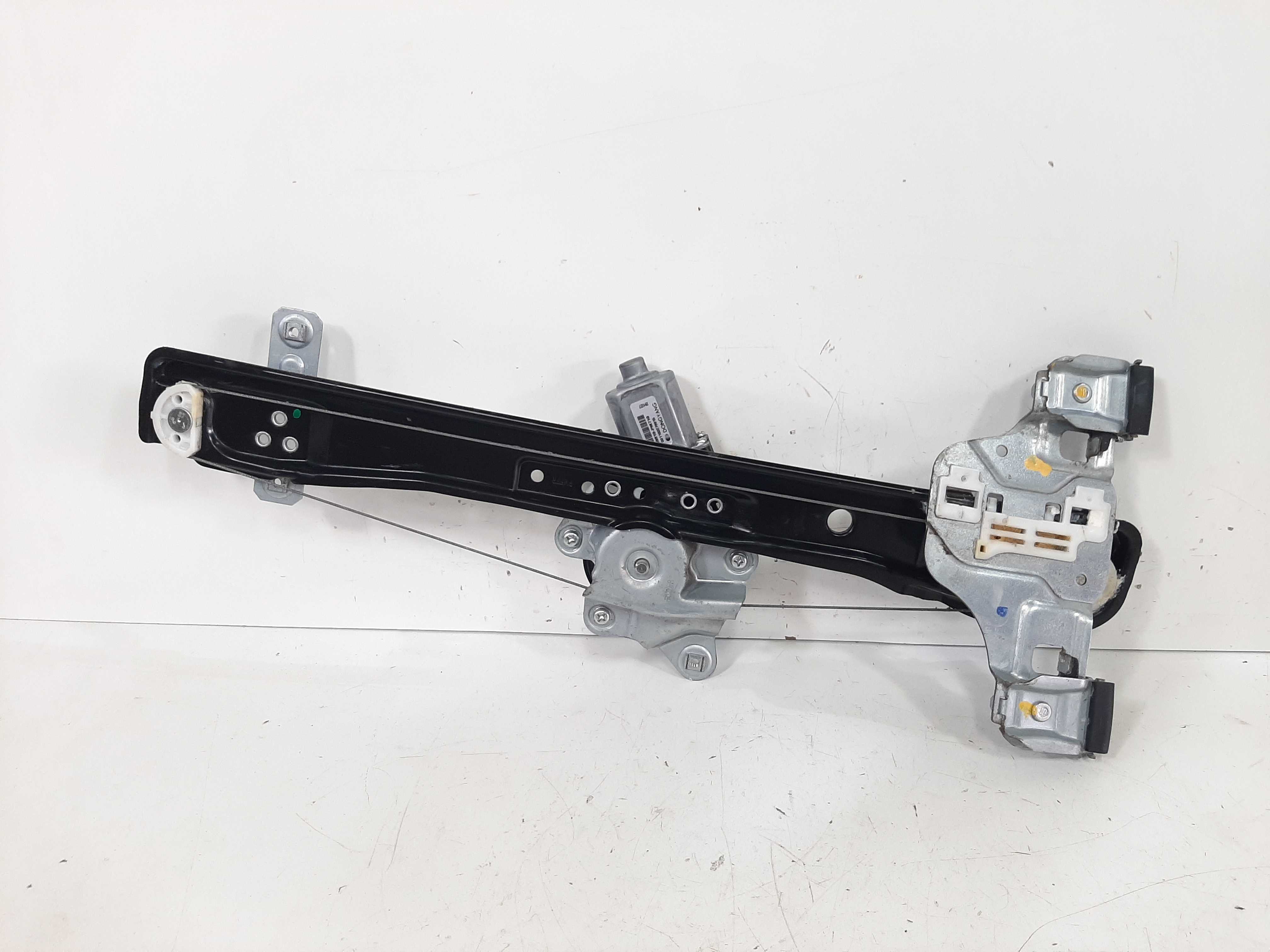 Maquina Vidro Dianteiro Direito Spin 2012 2013 2014 A 2017 4
