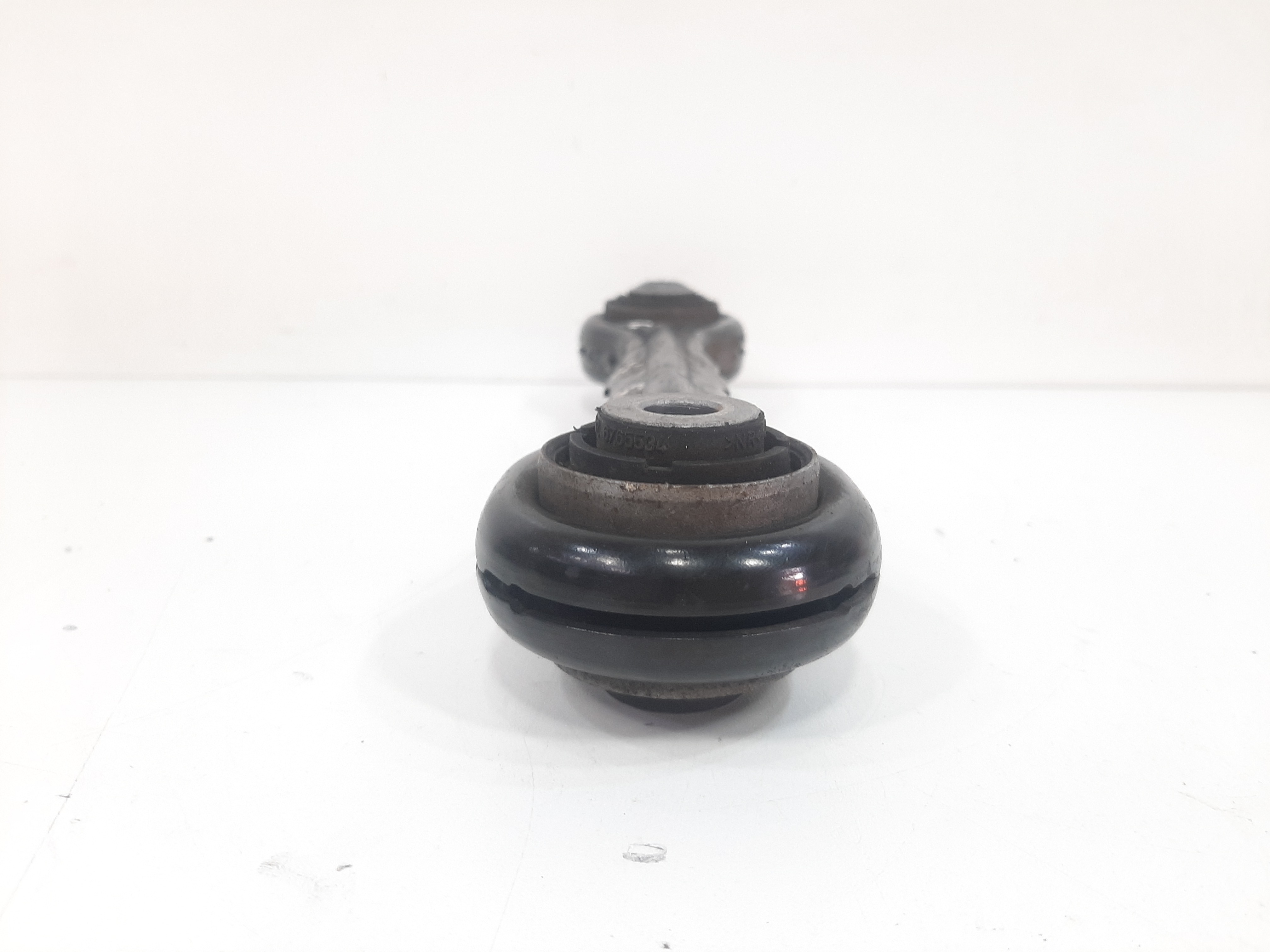 Braço Superior Suspensão Traseira Esquerda 320i E90 06 A 12 8