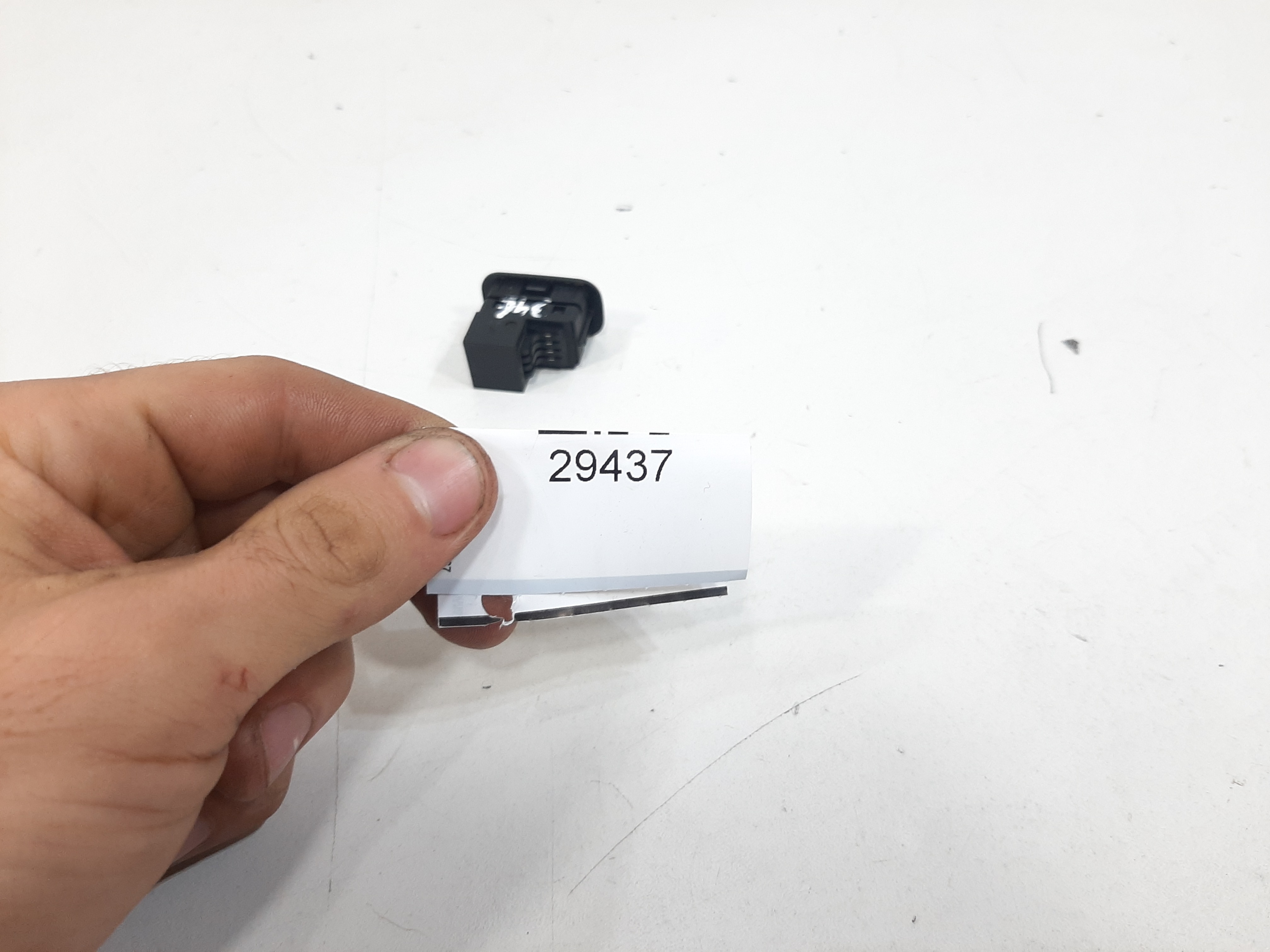 Botão Interruptor Alarme Vw Tiguan 2012 2013 2014 A 2017 4