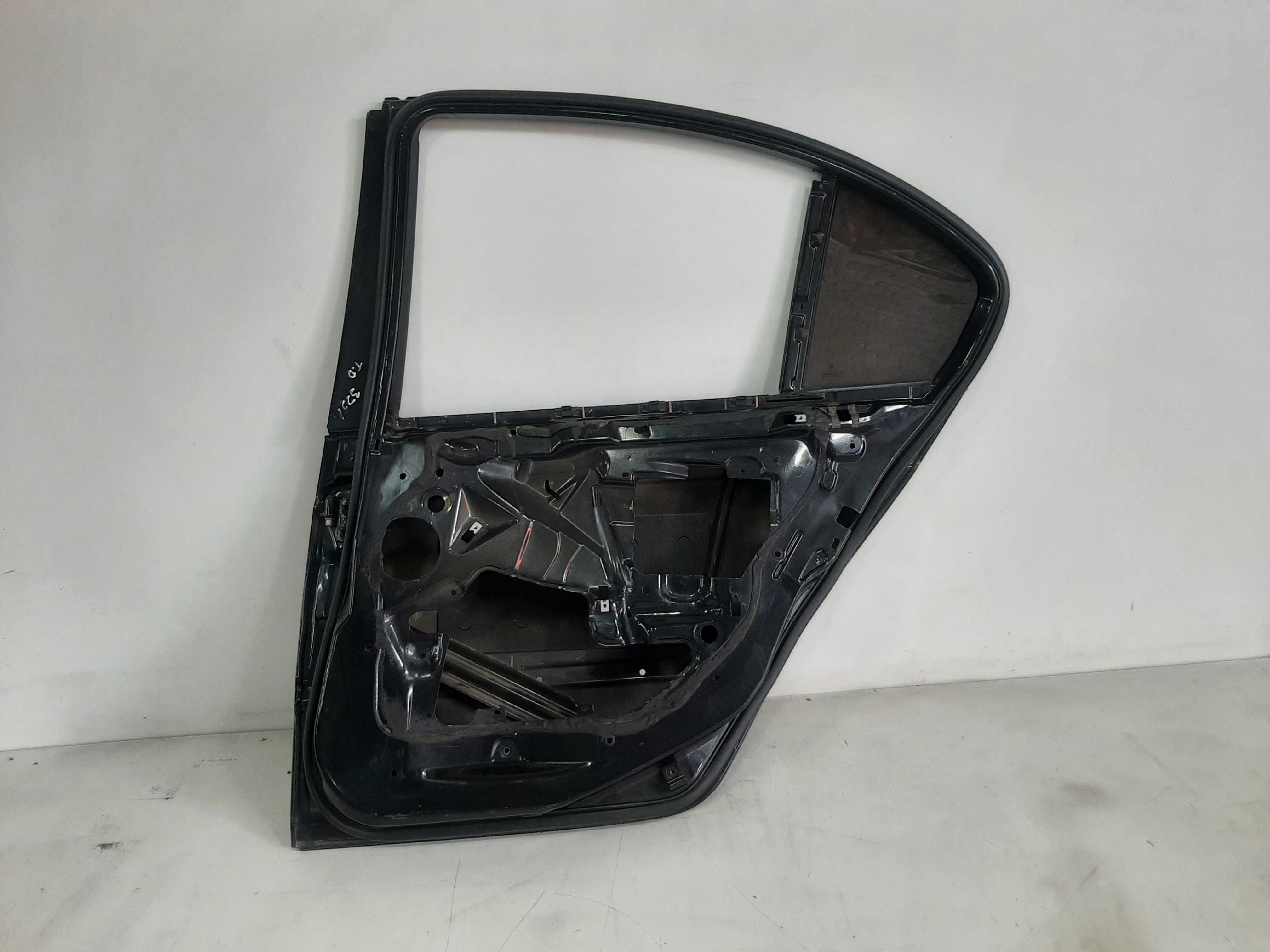 Porta Traseira Direita Bmw 325i 2000 2001 2002 2003 2