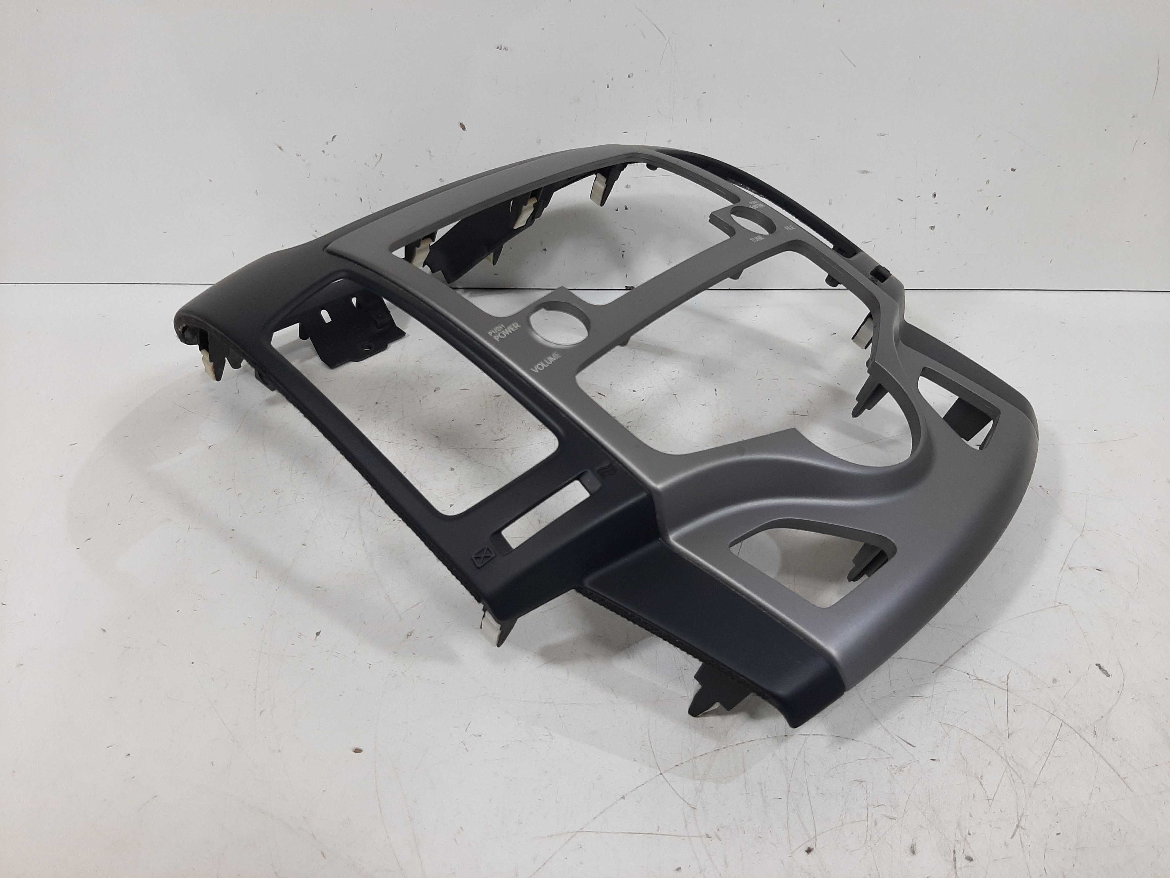 Acabamento Painel Central Hyundai I30 2009 2010 2011 2012 4