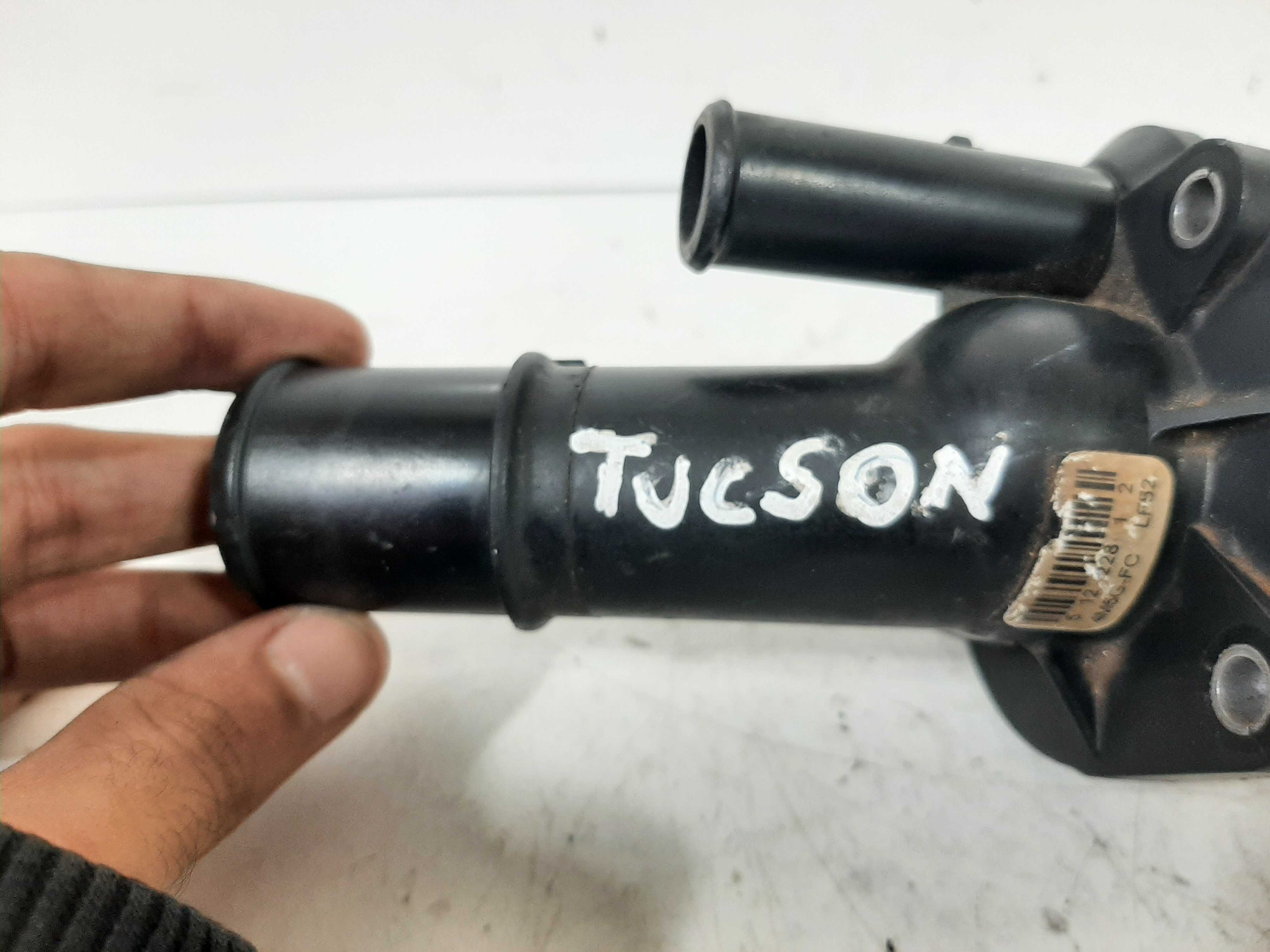 Carcaça Valvula Termostatica Tucson 2012 2013 2014 A 2016 1