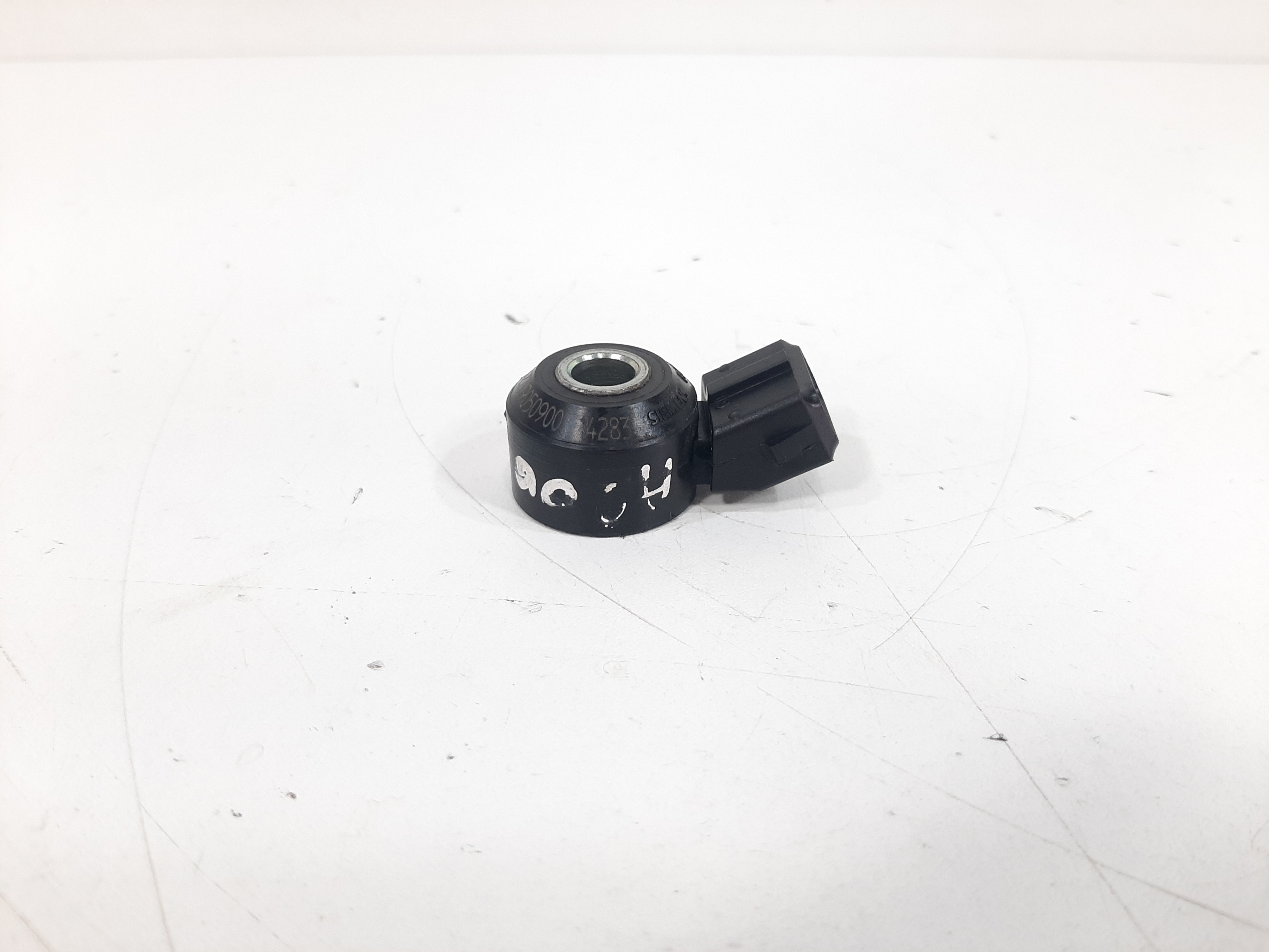 Sensor Detonação Mercedes A200 Gla200 1.6 Turbo A2709050900 1