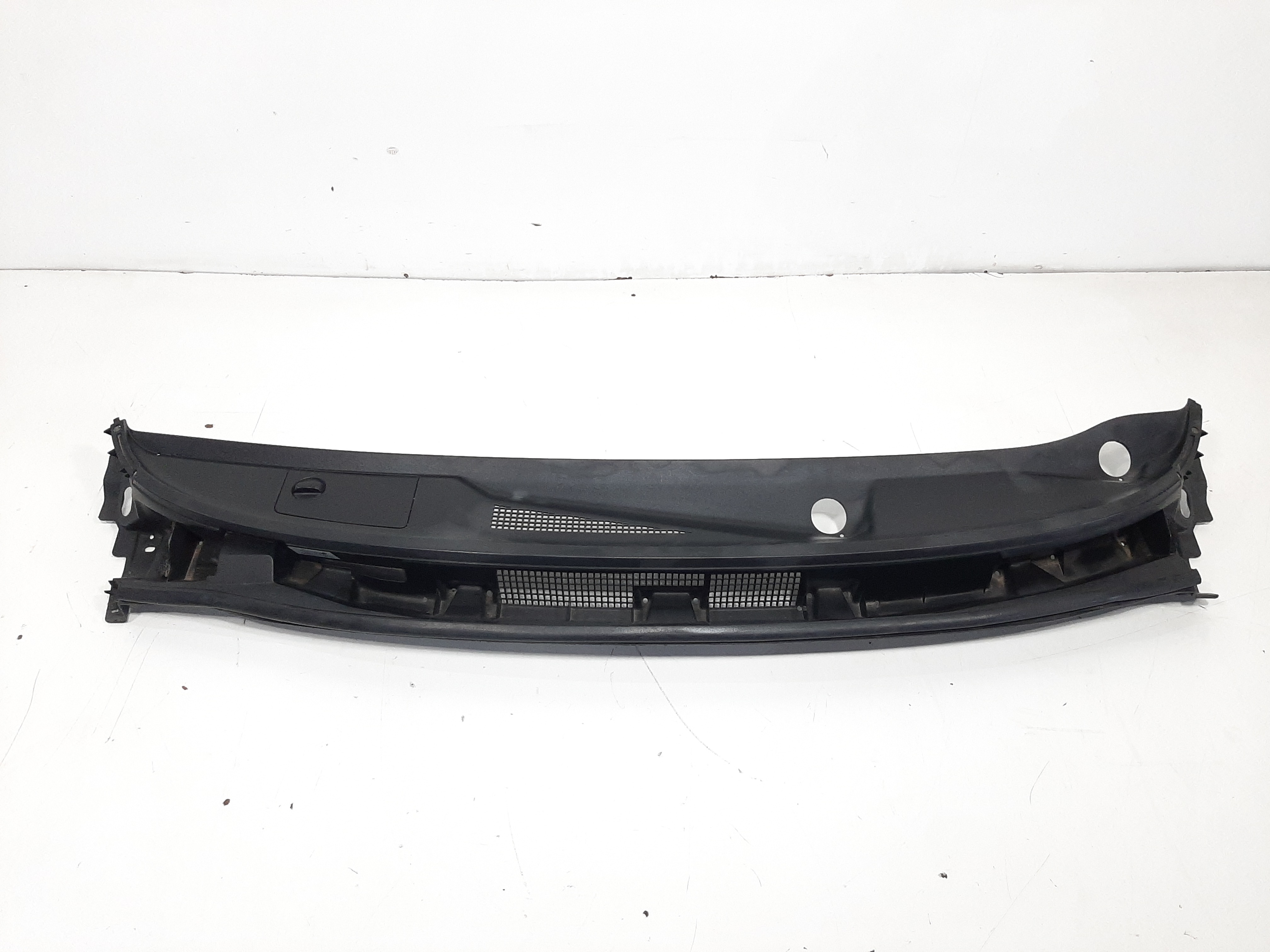 Acabamento Churrasqueira Nissan Livina 2010 2011 2012 A 2014 5