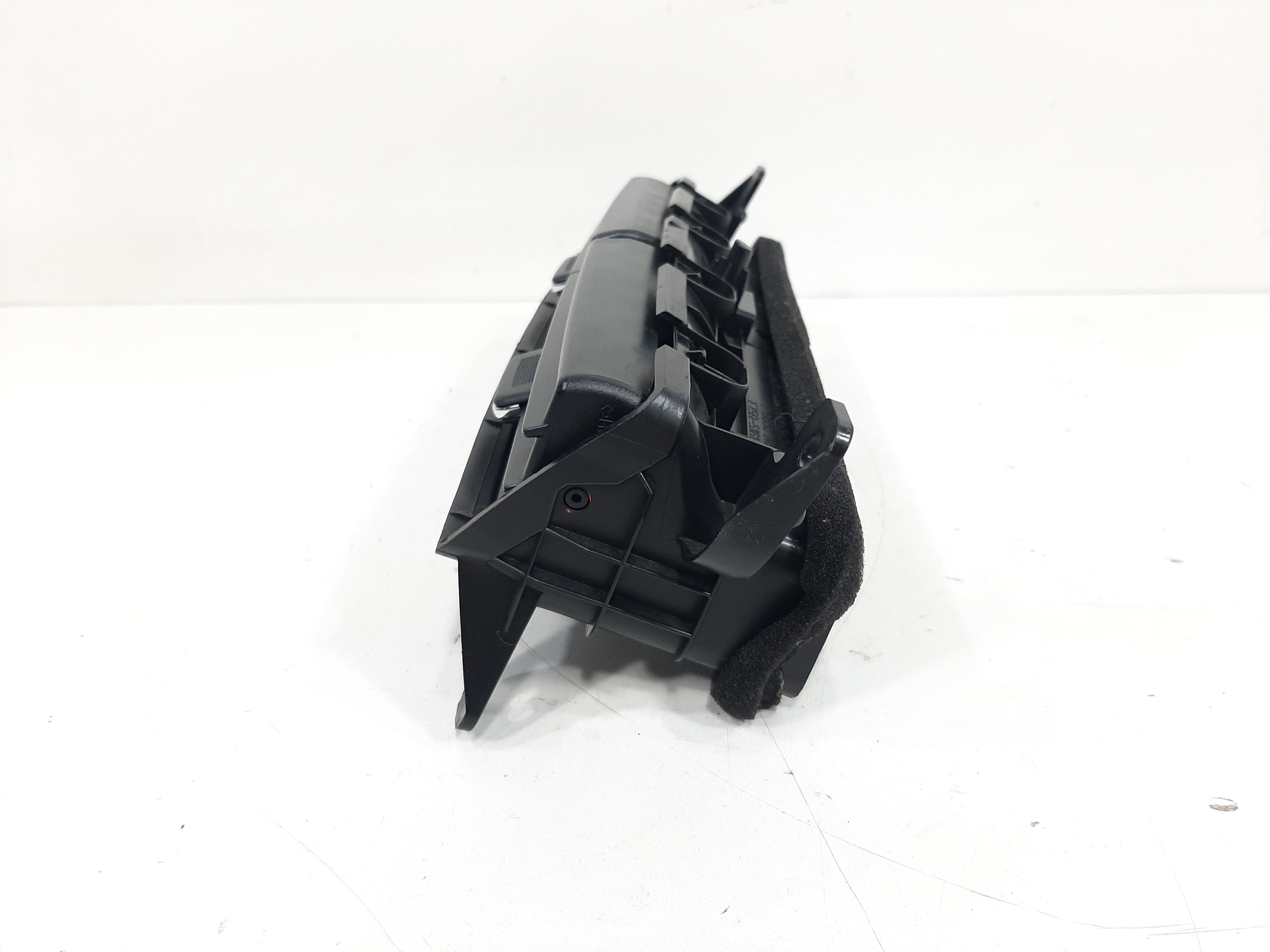 Difusor Ar Dianteiro Esquerdo Nissan Livina 2010 2011 A 2014 4