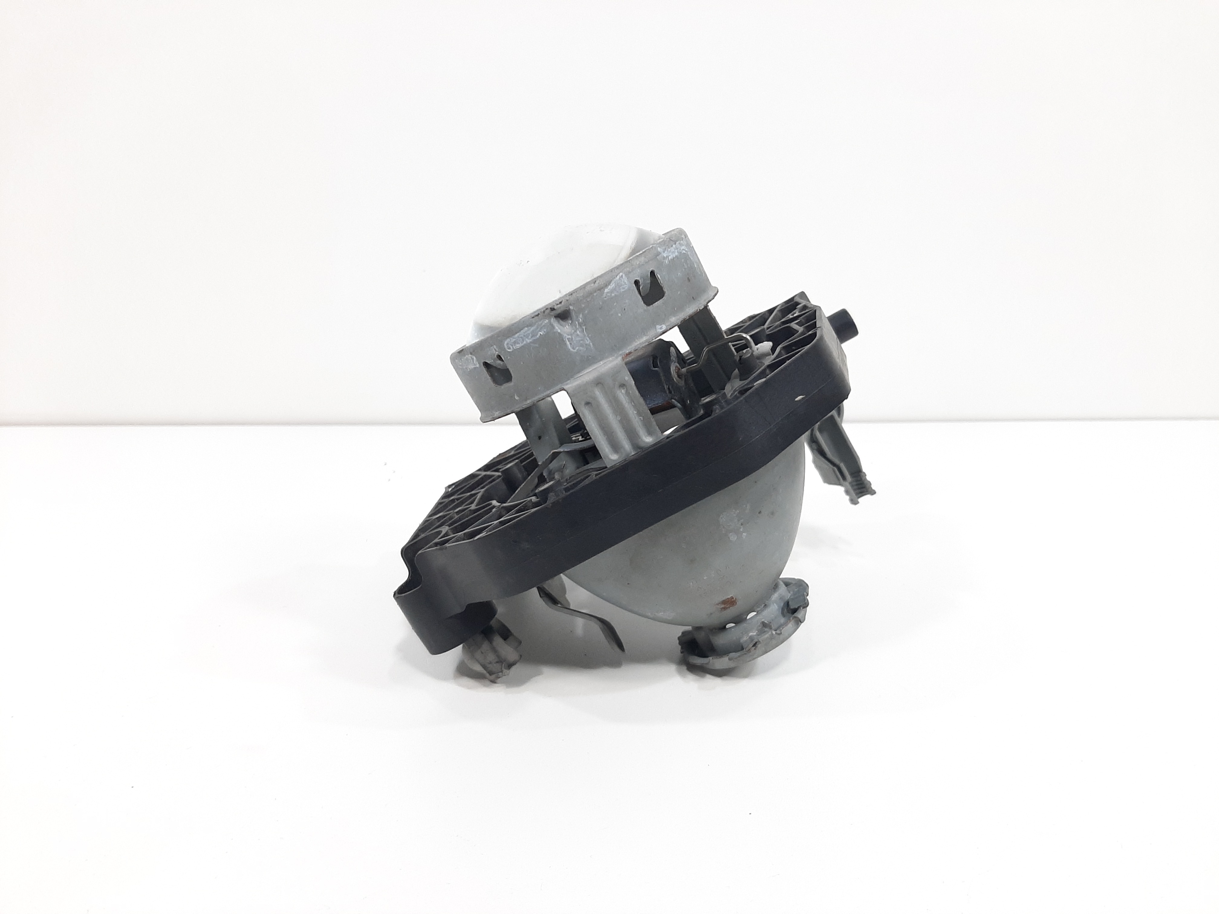 Farol Milha Dianteiro Direito Mercedes A200 W176 2013 A 2018 1
