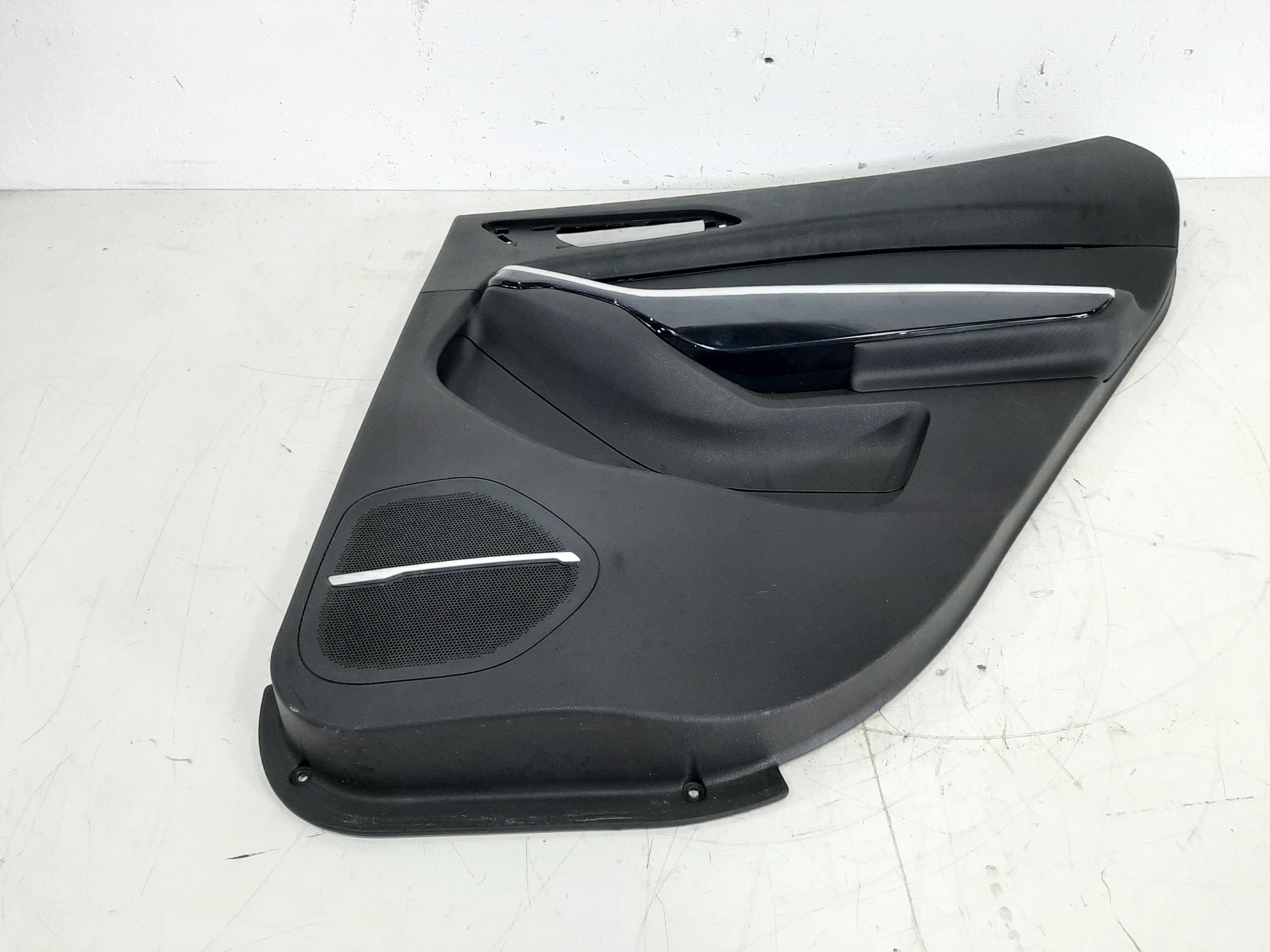 Forro Porta Traseiro Direito Chery Tiggo 5x 2019 2020 2021 2
