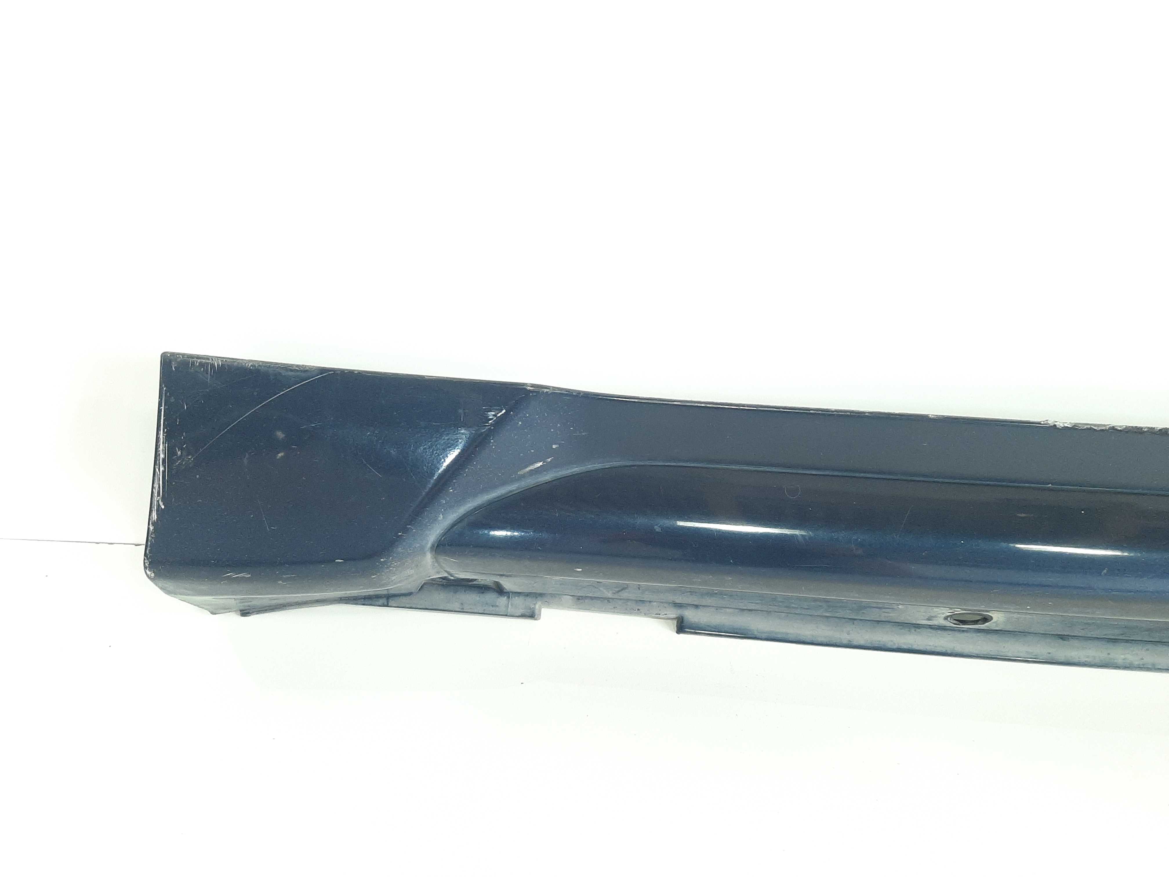 Spoiler Lateral Direito Gm Captiva Sport C/detalhe 08 A 2016 2