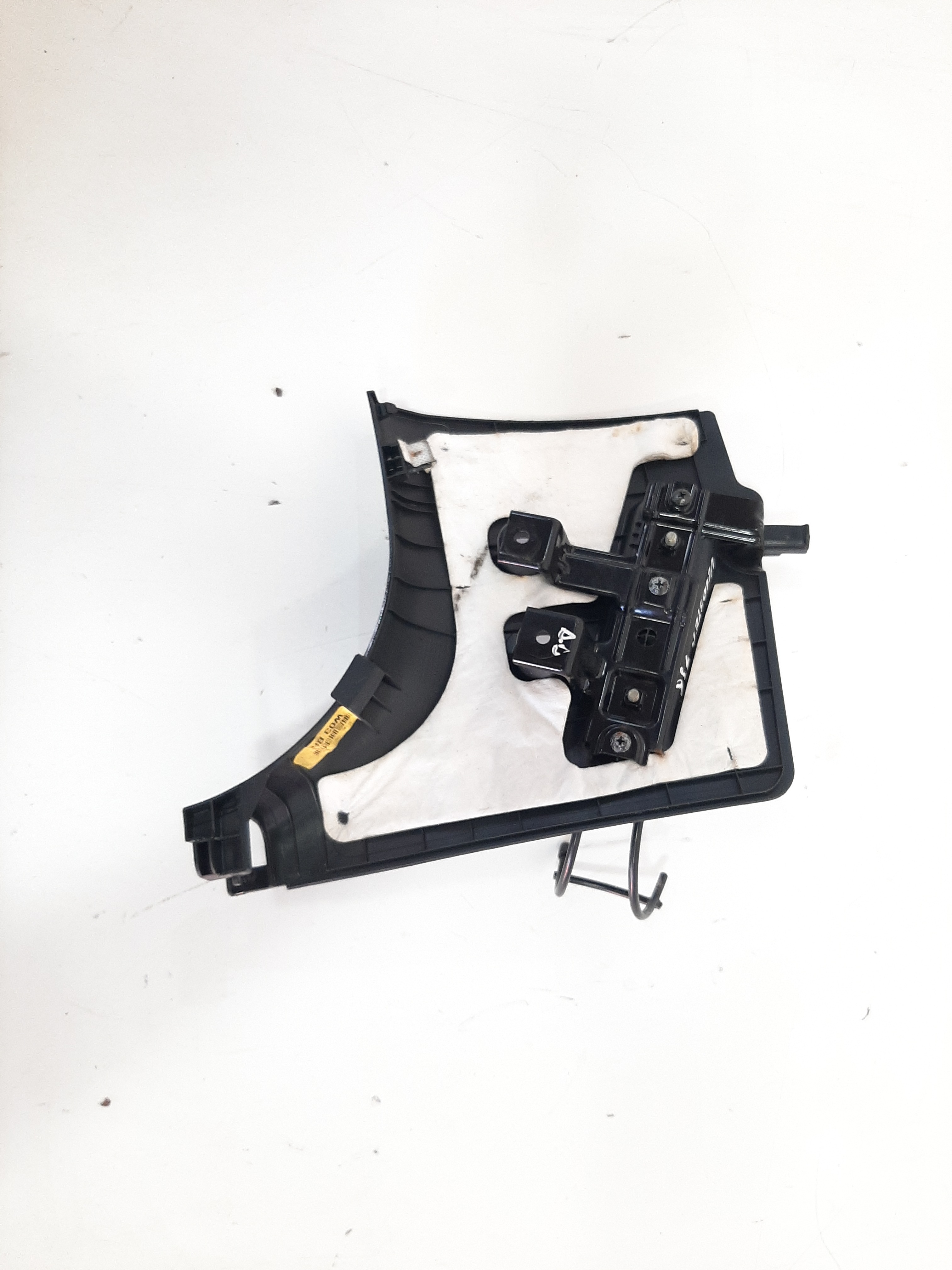 Moldura Coluna Dianteira Direita Hyundai Veloster 2013 2014 4