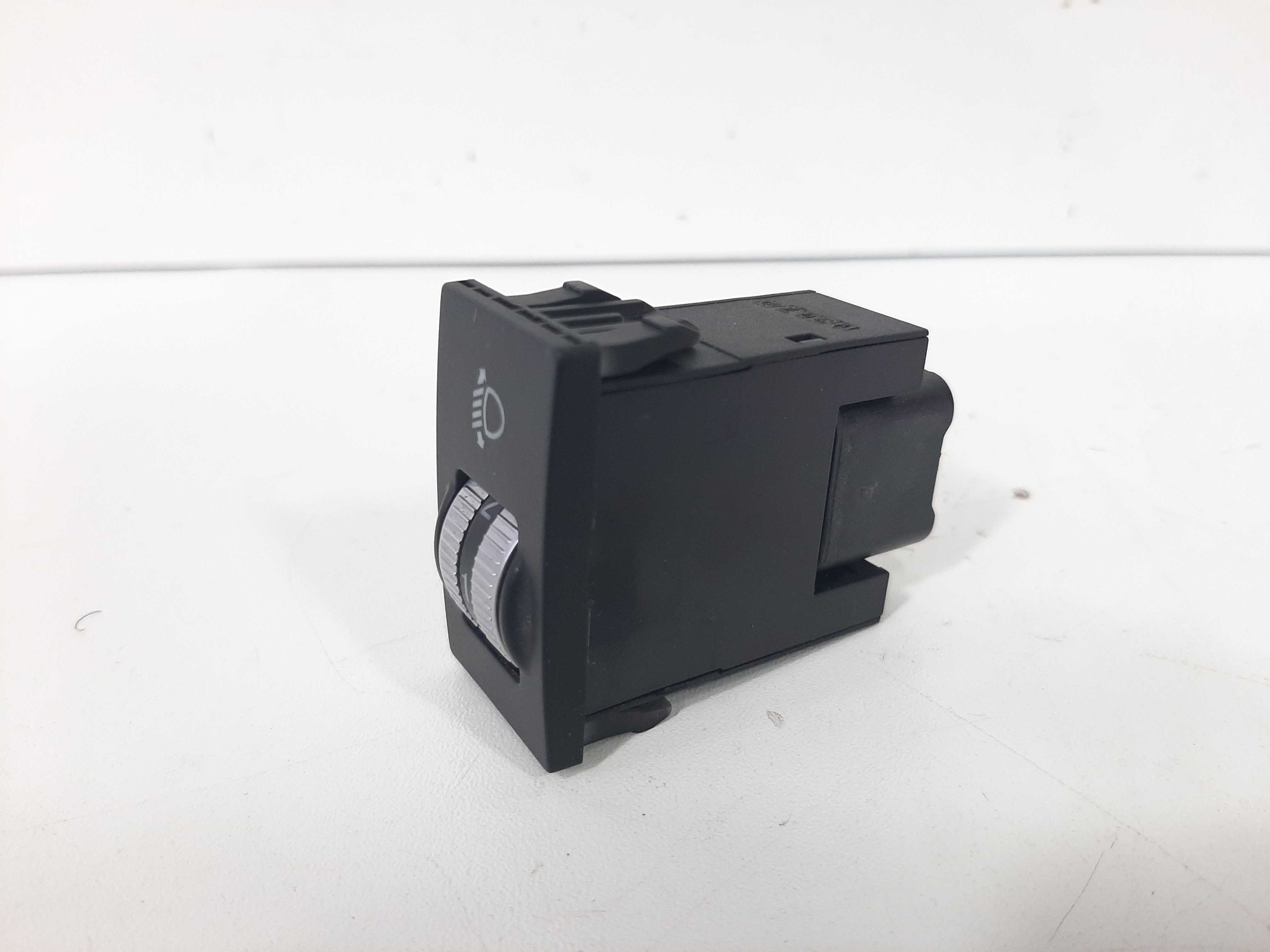Botão Interruptor Regulagem Farol Milhas Lifan X60 12 A 2019 6