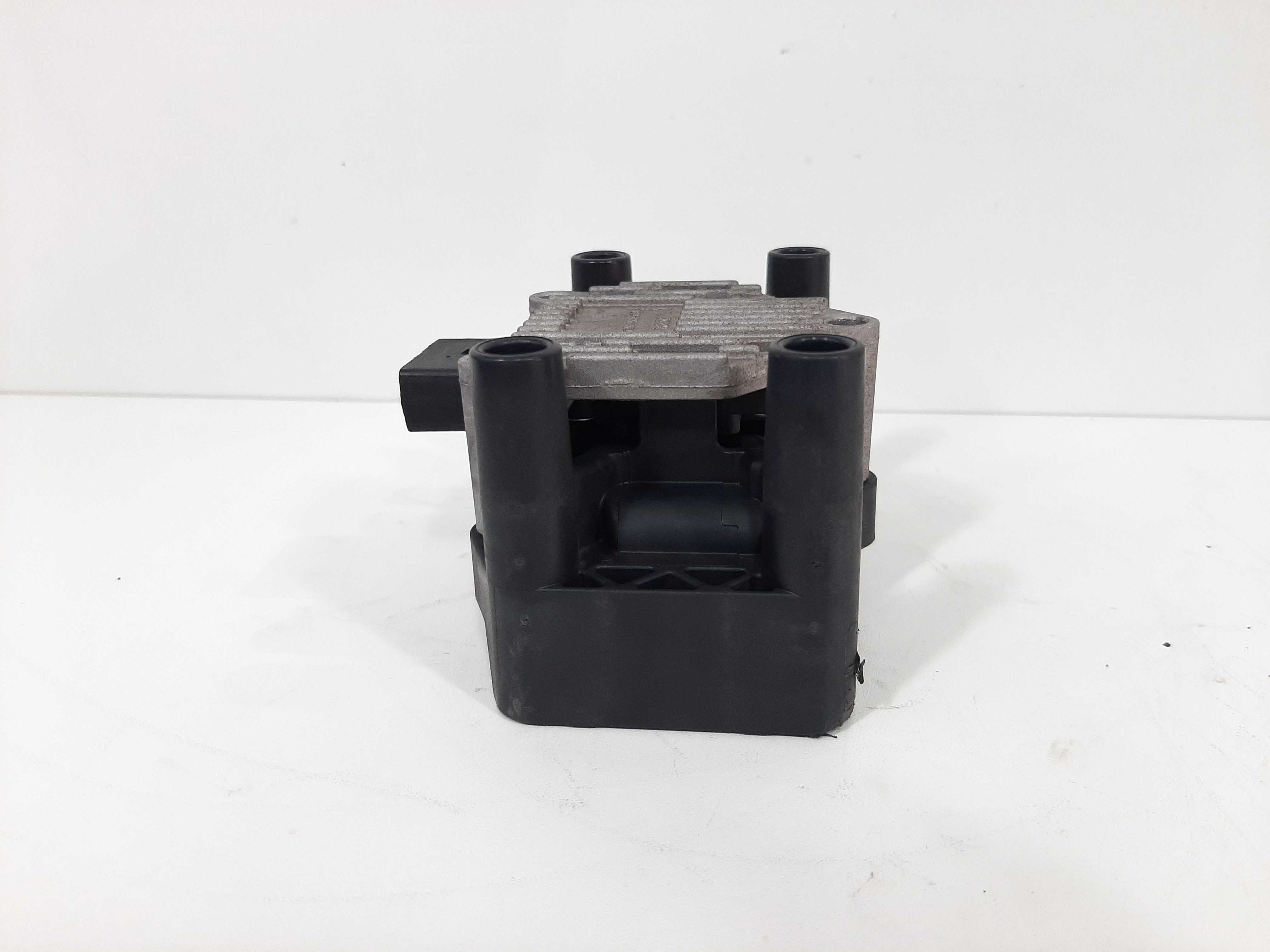 Bobina Ignição Audi A3, A4, A1, A2 Cód. F 000 Zs0 210 4