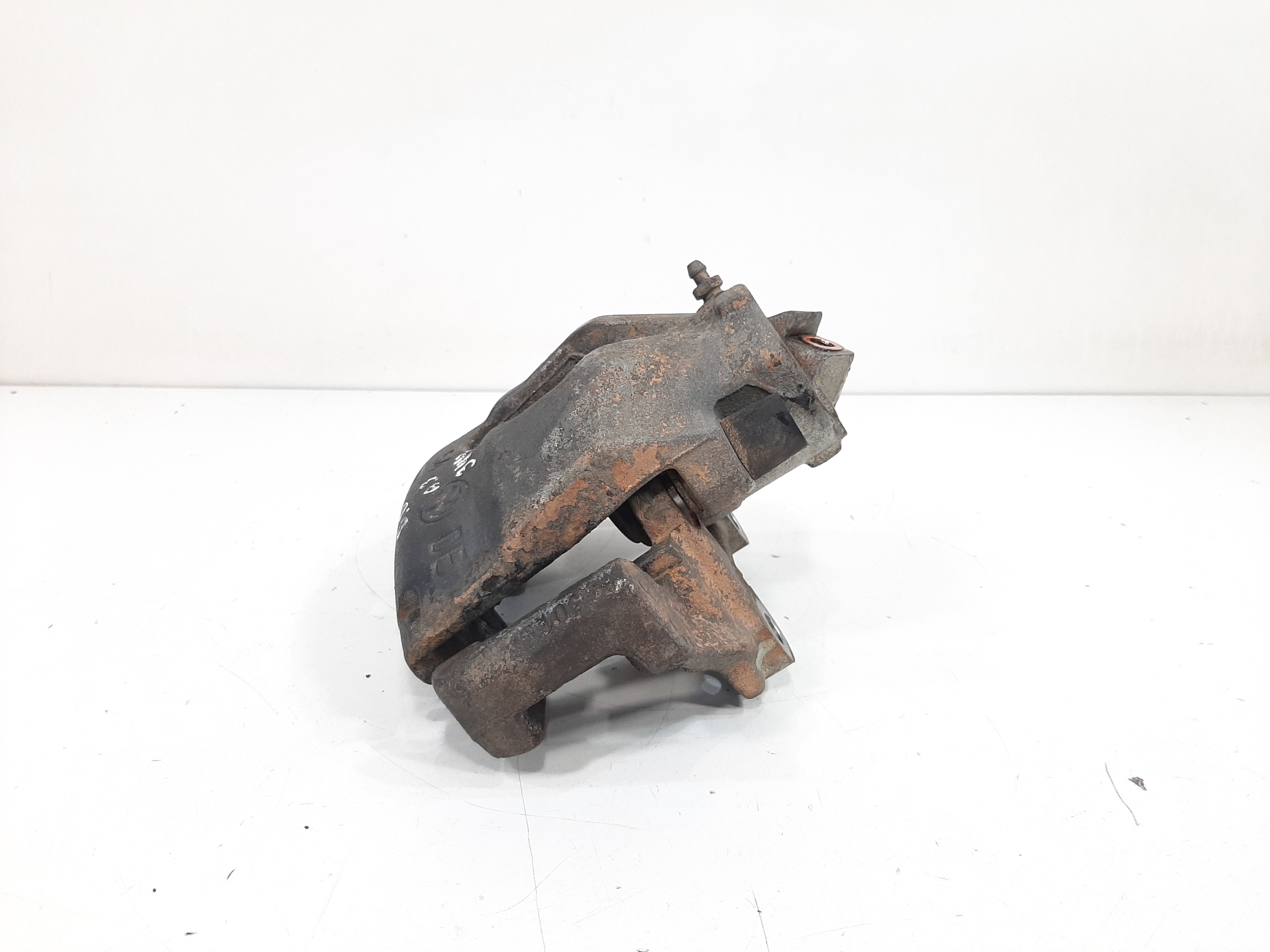 Pinça Dianteira Direita Audi A3 1997 1998 1999 A 2006 8