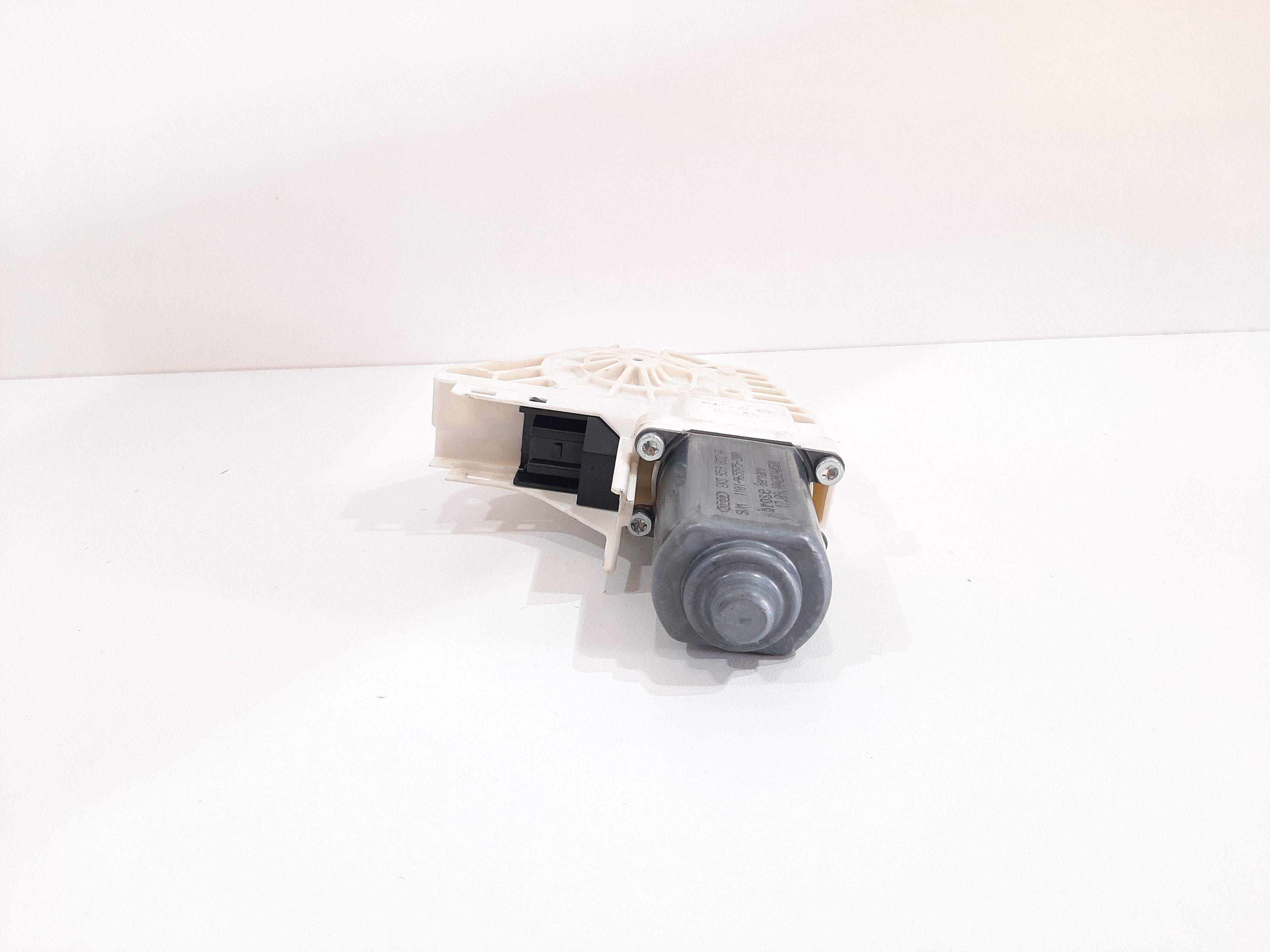 Motor Vidro Elétrico Dianteiro Direito Audi A4 2008 A 2015 9