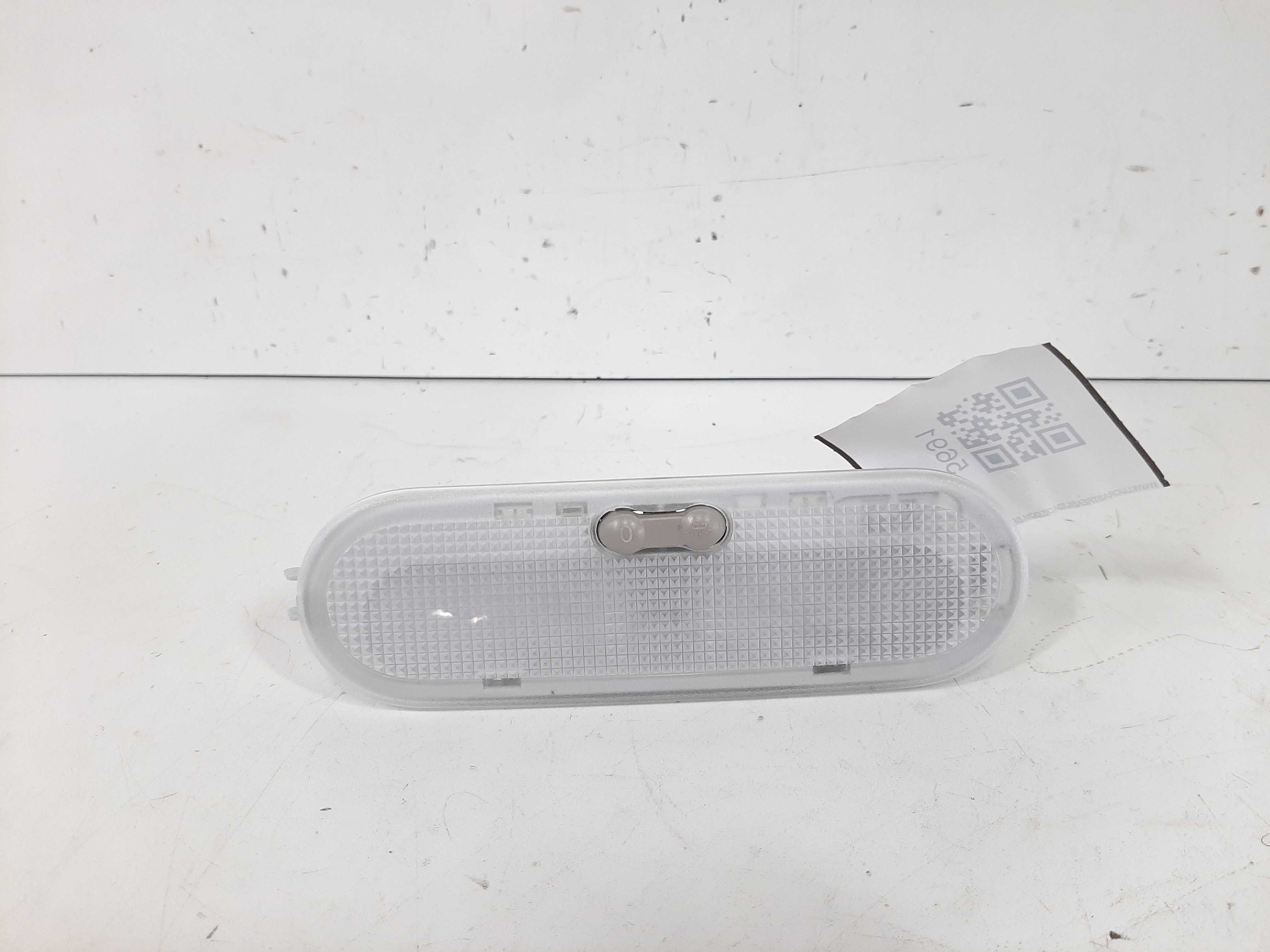 Luz Cortesia Dianteiro Nissan March 2012 2013 2014 2015 2016 1