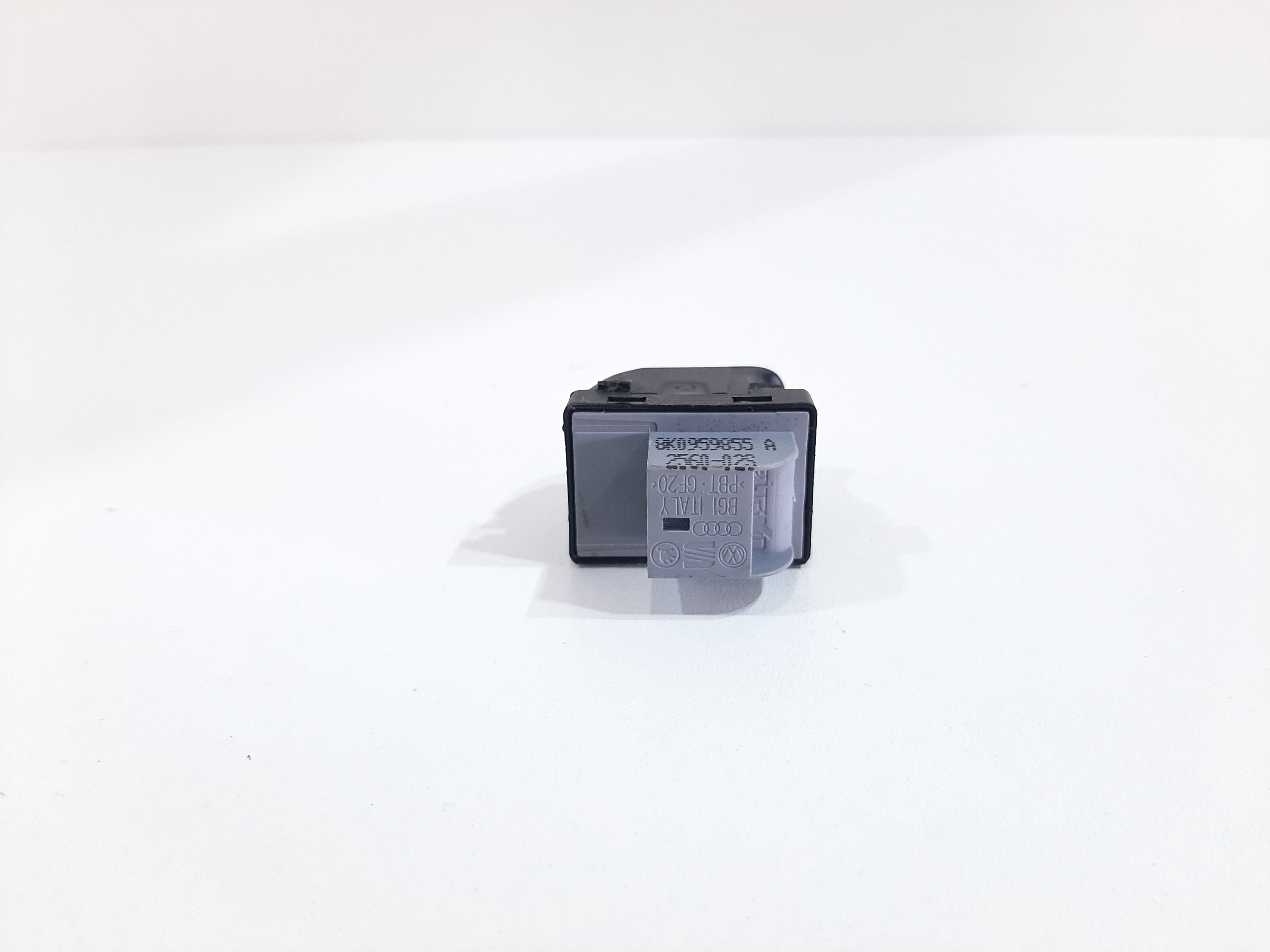 Botão Vidro Elétrico Dianteiro Direito Audi A4 2008 A 2015 7
