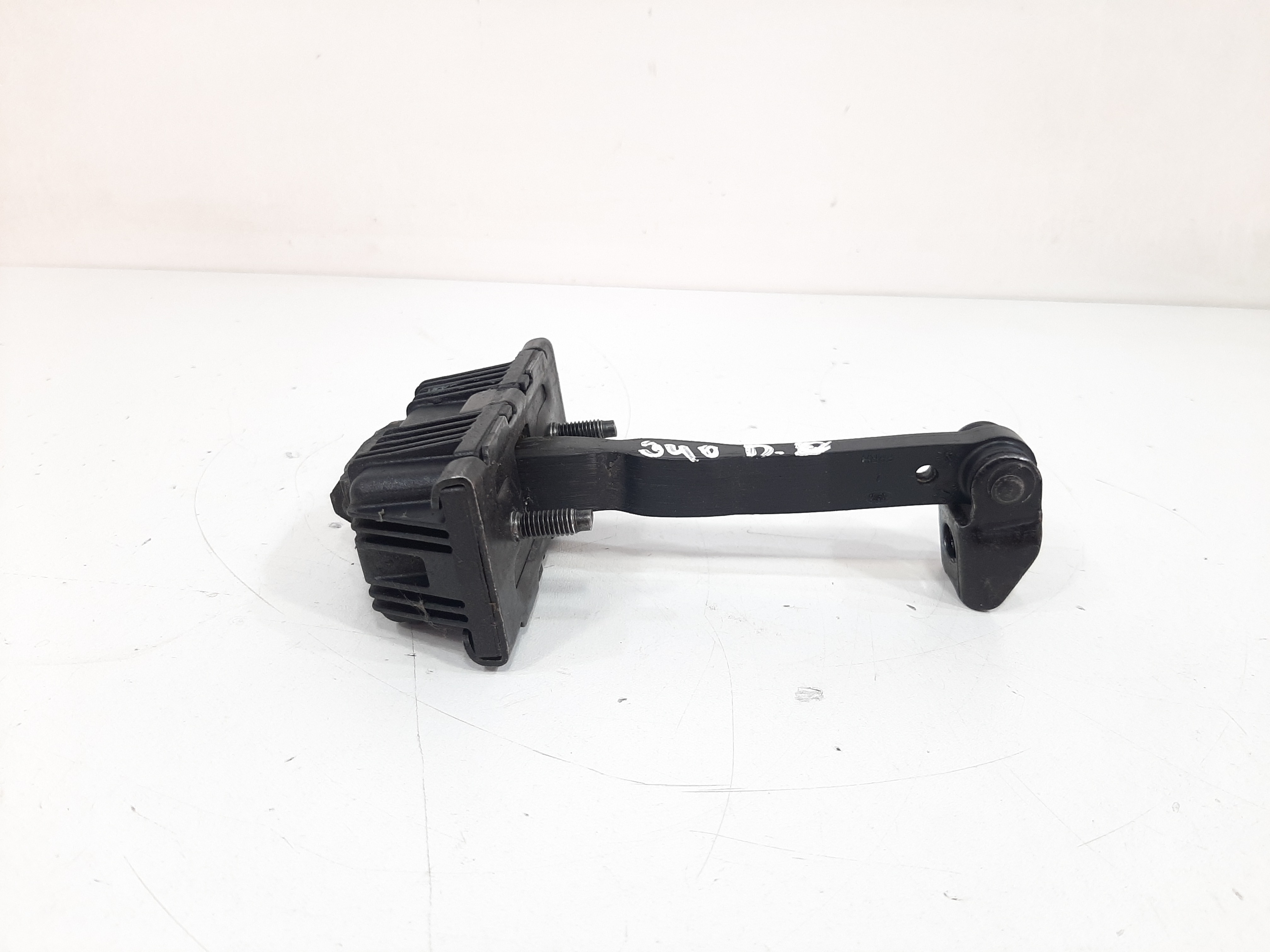 Limitador Porta Dianteira Direita Freelander 2 2007 A 2012 1