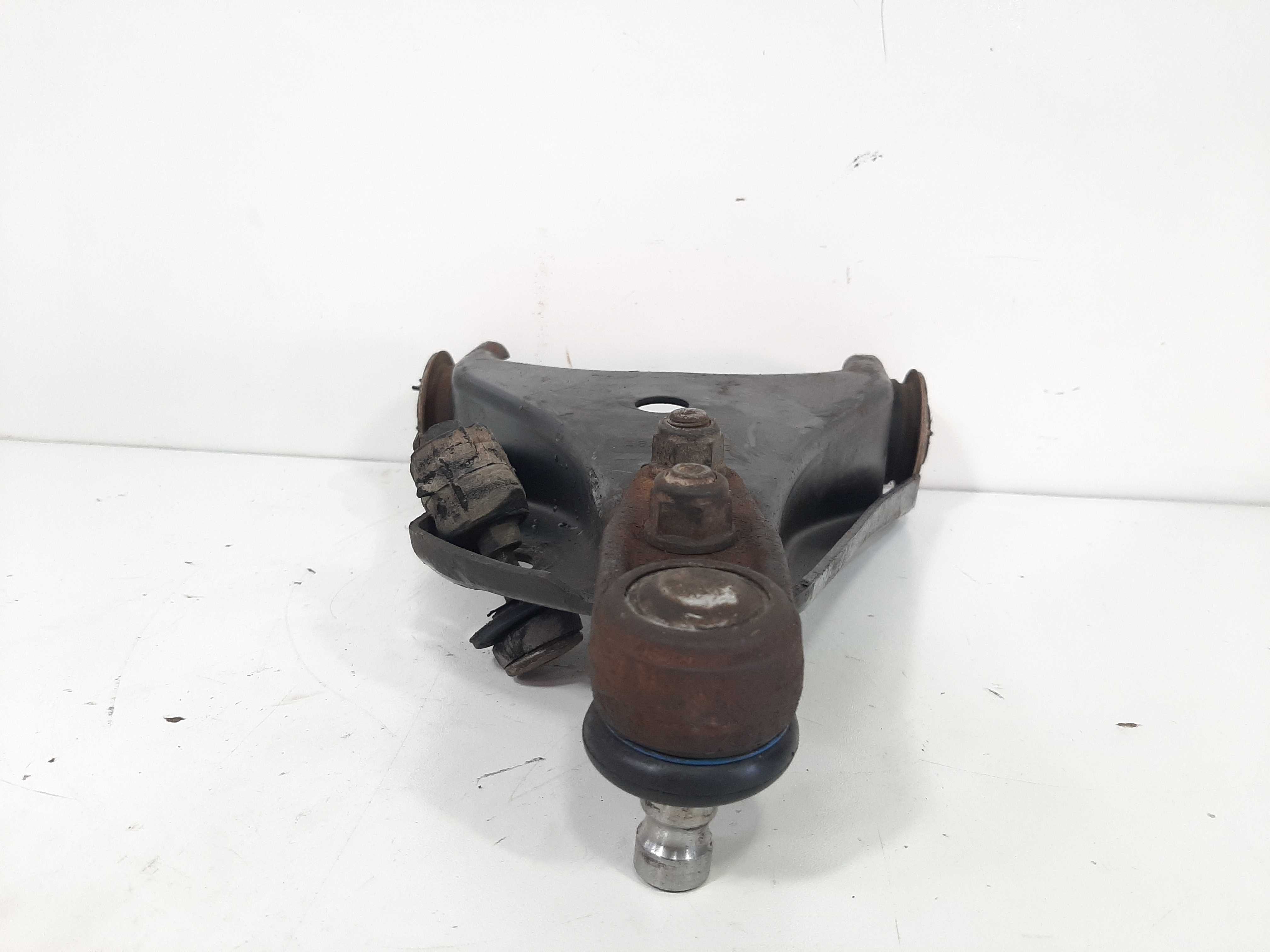 Bandeja Suspensão Dianteiro Esquerdo Renault Clio 05 A 2012