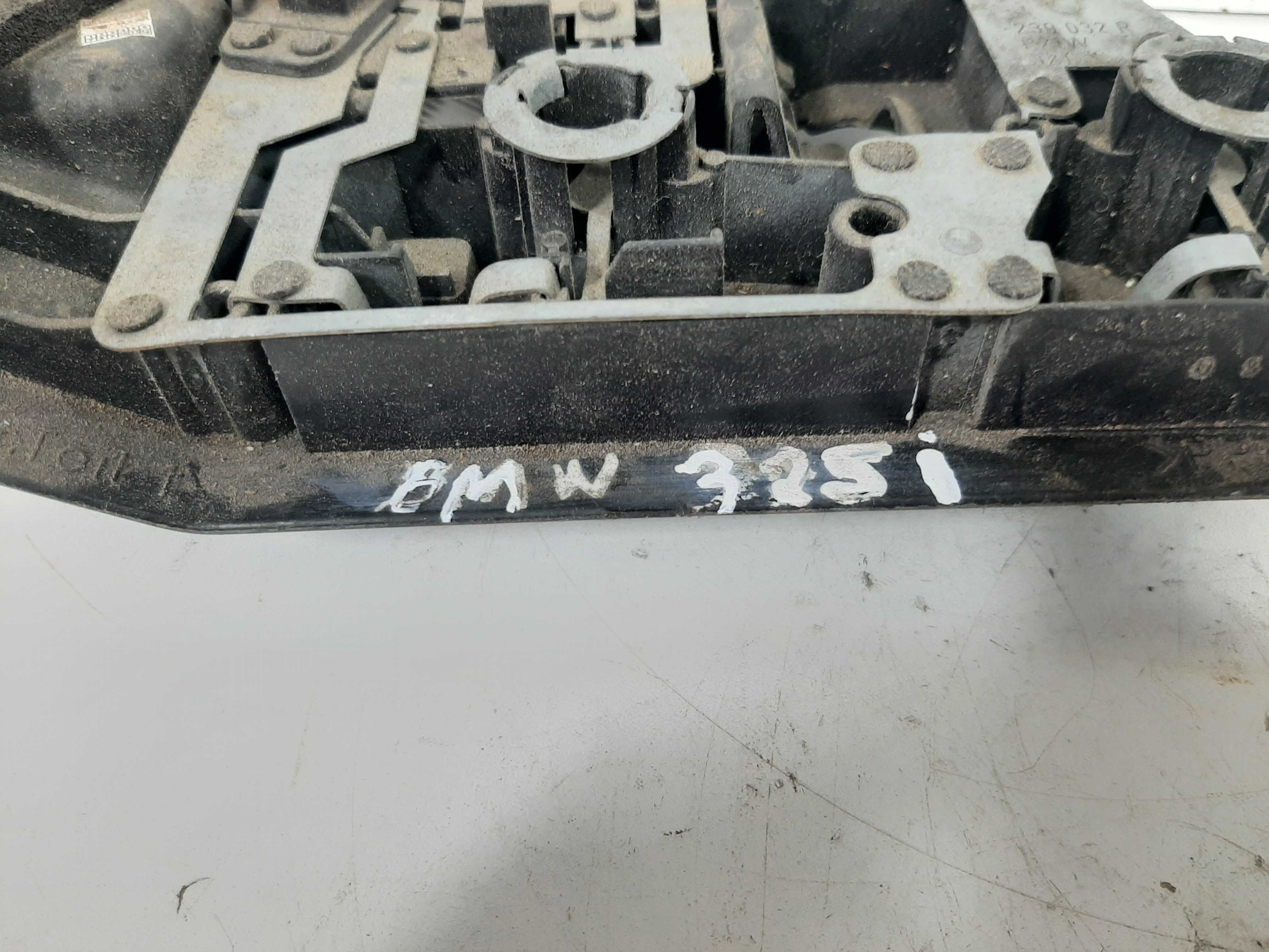 Circuito Lanterna Traseira Direita Bmw 325i 63218383100 1